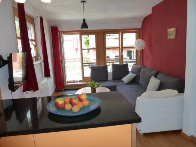 One-Bedroom Apartment with Shower photo 1