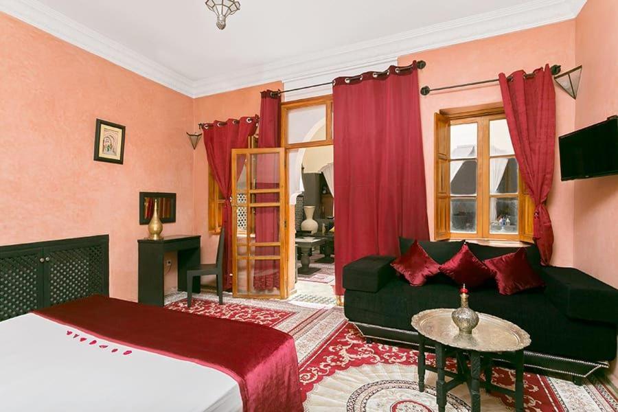 Triple Room with Private Bathroom - Photo 5