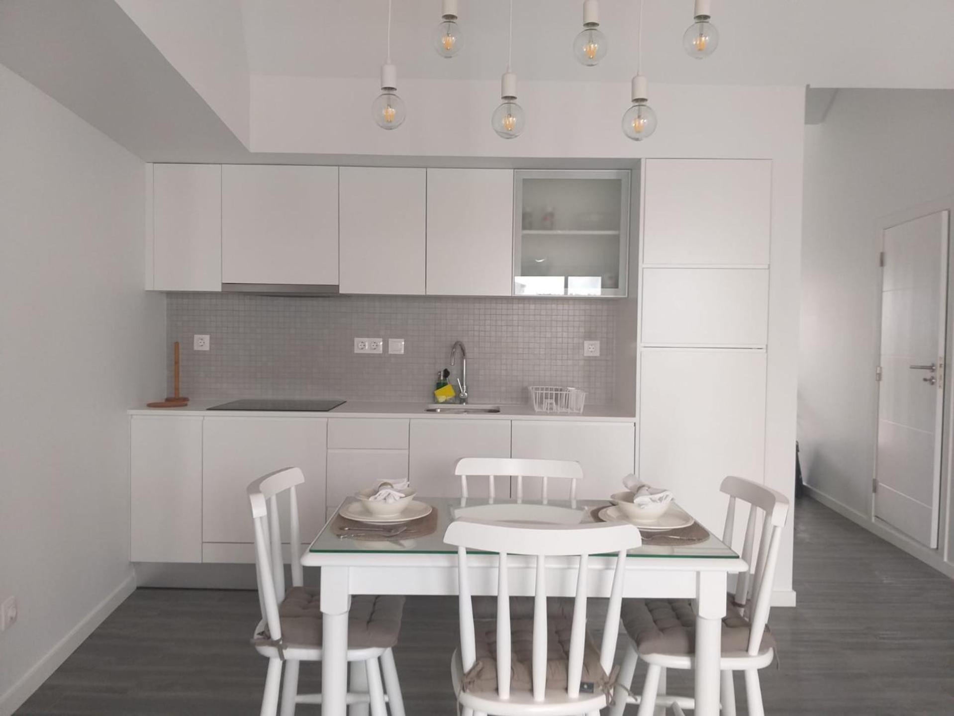 One-Bedroom House - Photo 4