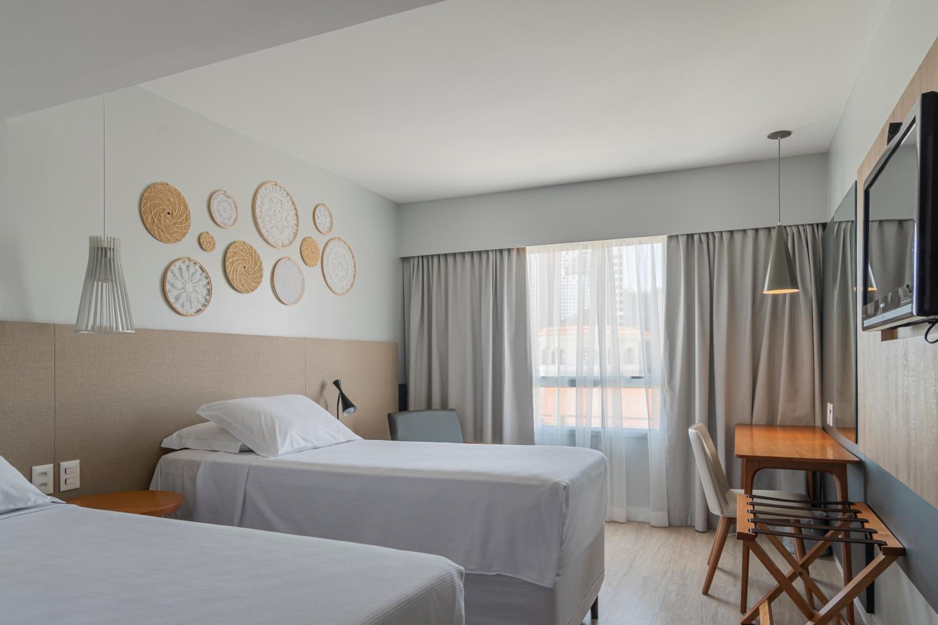 Superior Twin Room - Photo 1