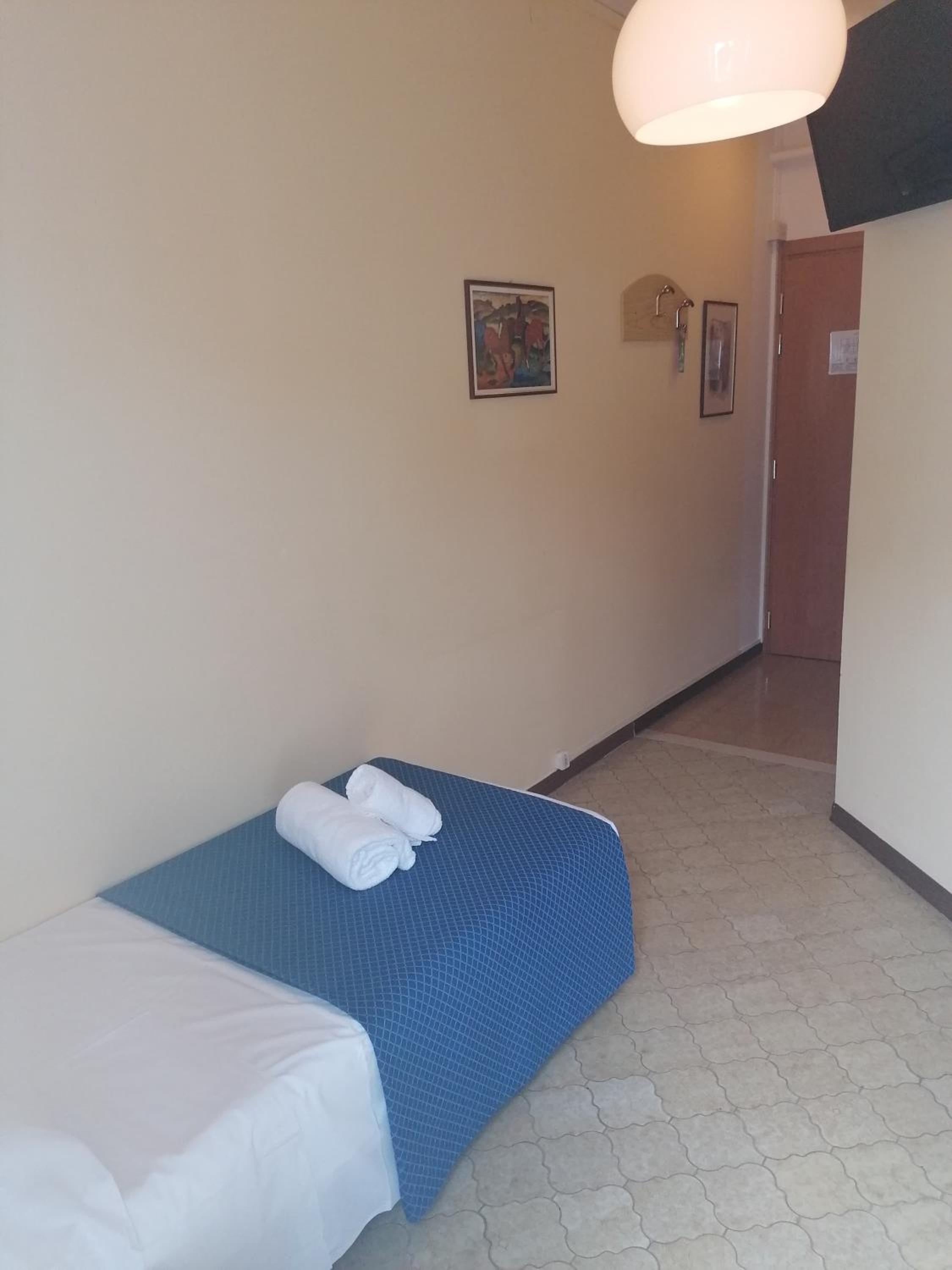 Standard Single Room photo 3