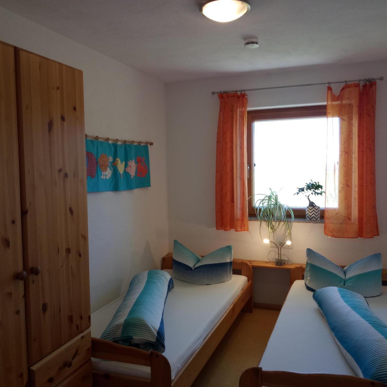 Two-Bedroom Apartment with Bathroom photo 2