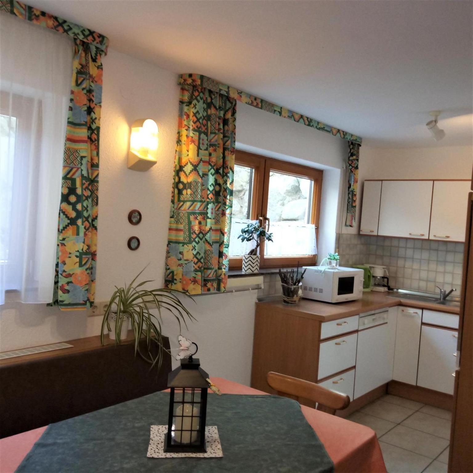 Two-Bedroom Apartment with Bathroom photo 3
