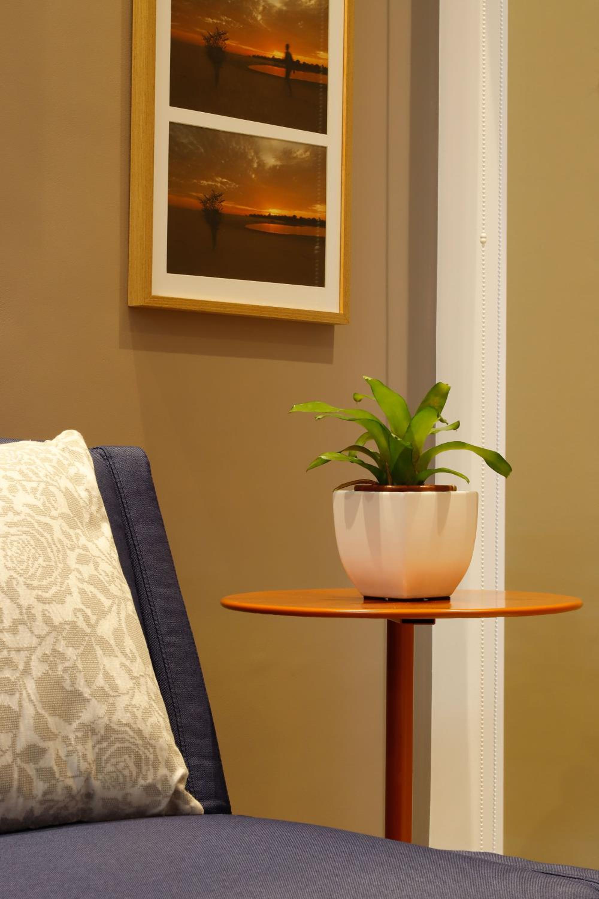 Studio Apartment photo 2