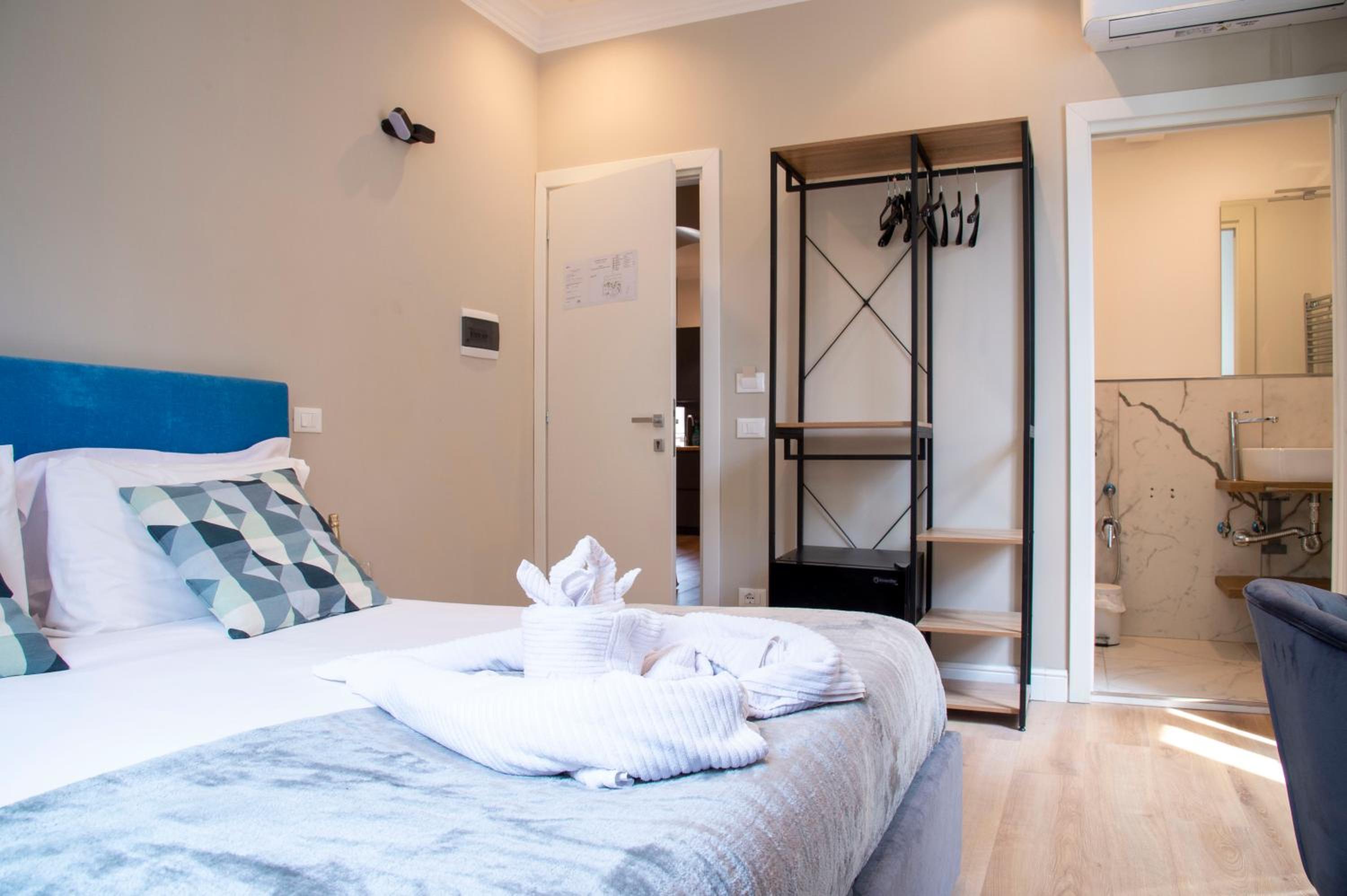 Deluxe Double Room photo 3