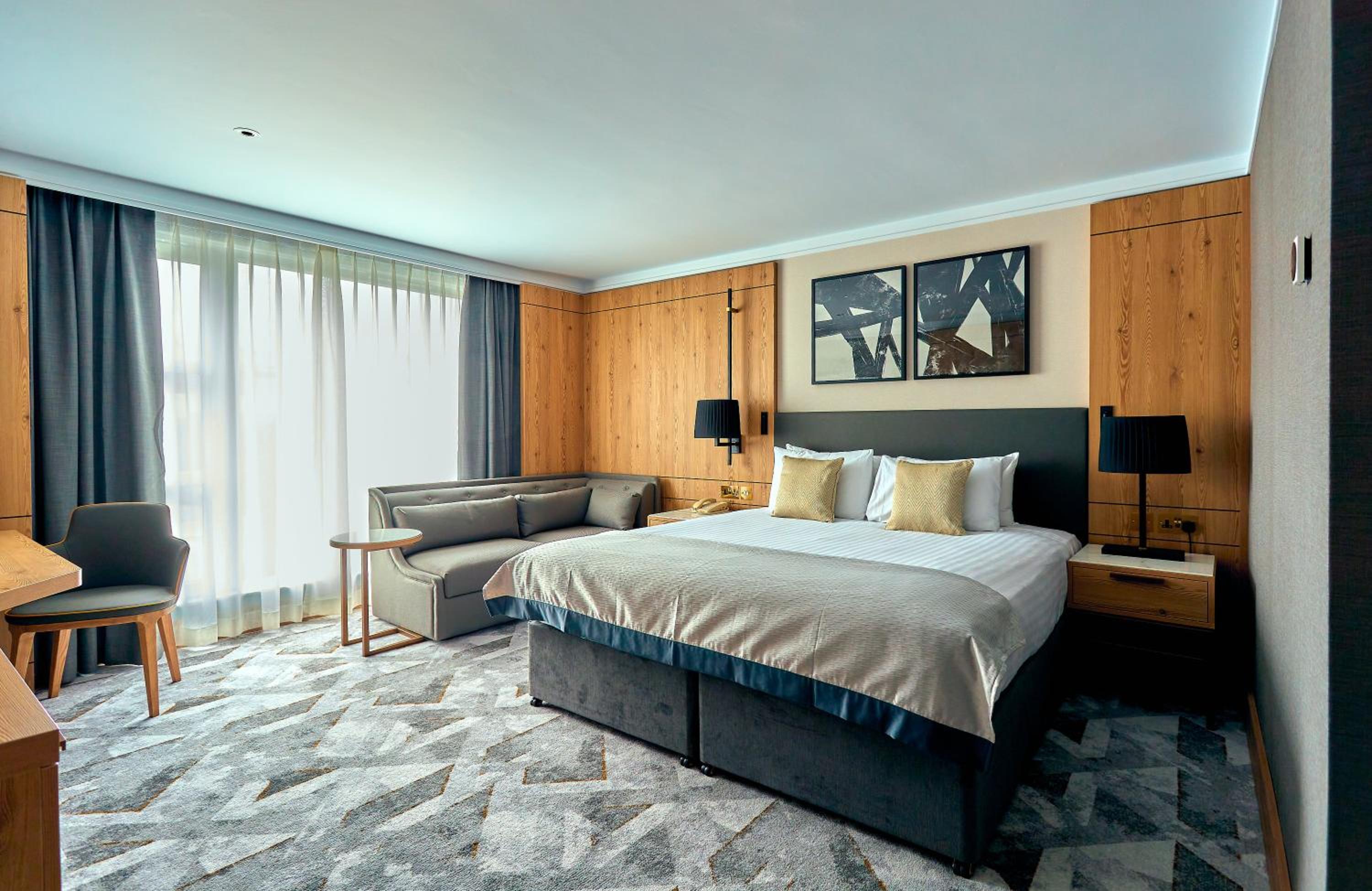 Premium King Room