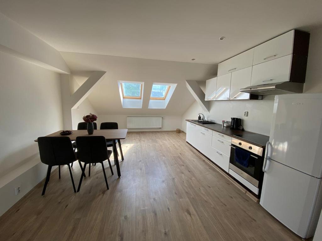 One-Bedroom Apartment - Photo 27