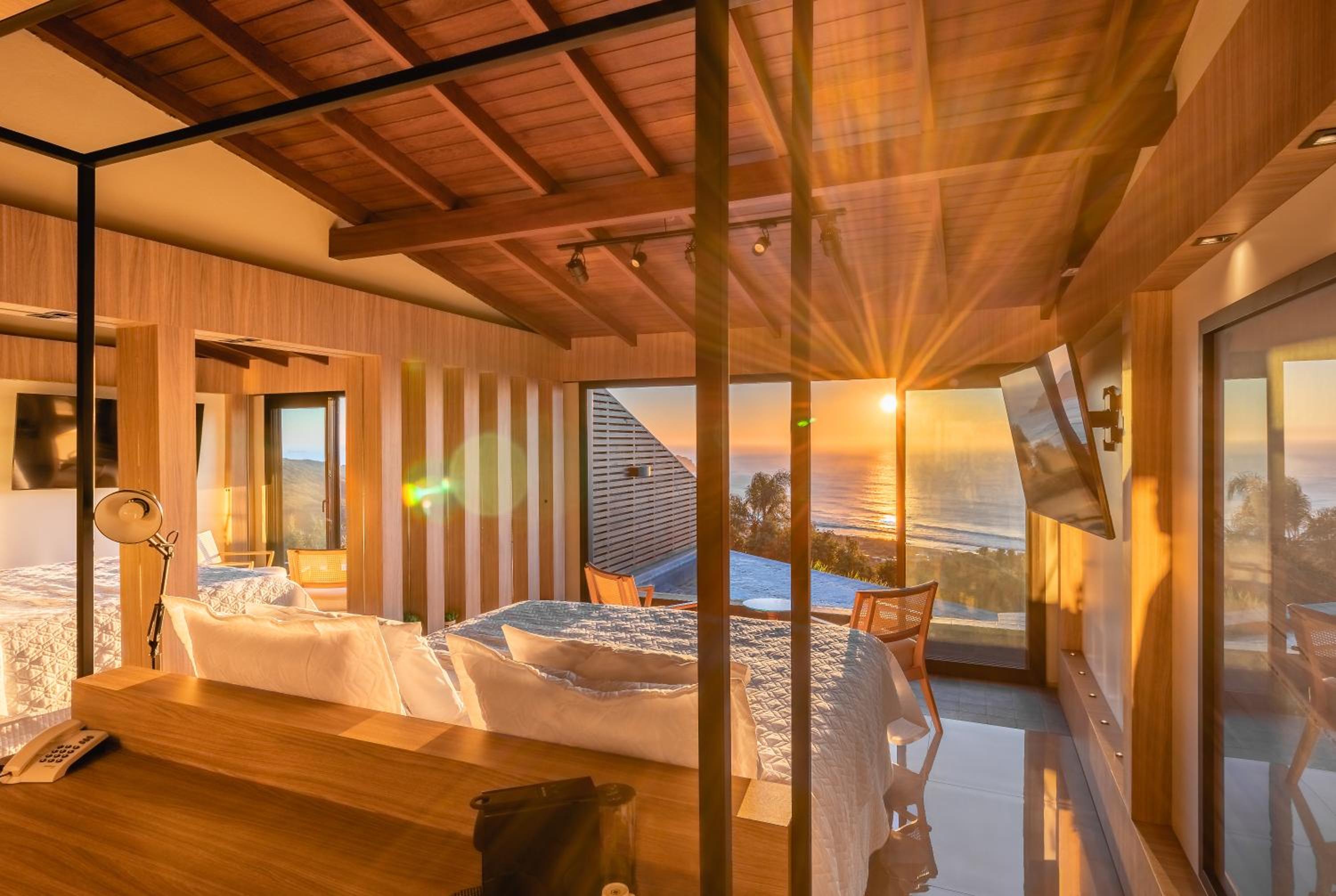 Suite with Private Pool photo 2