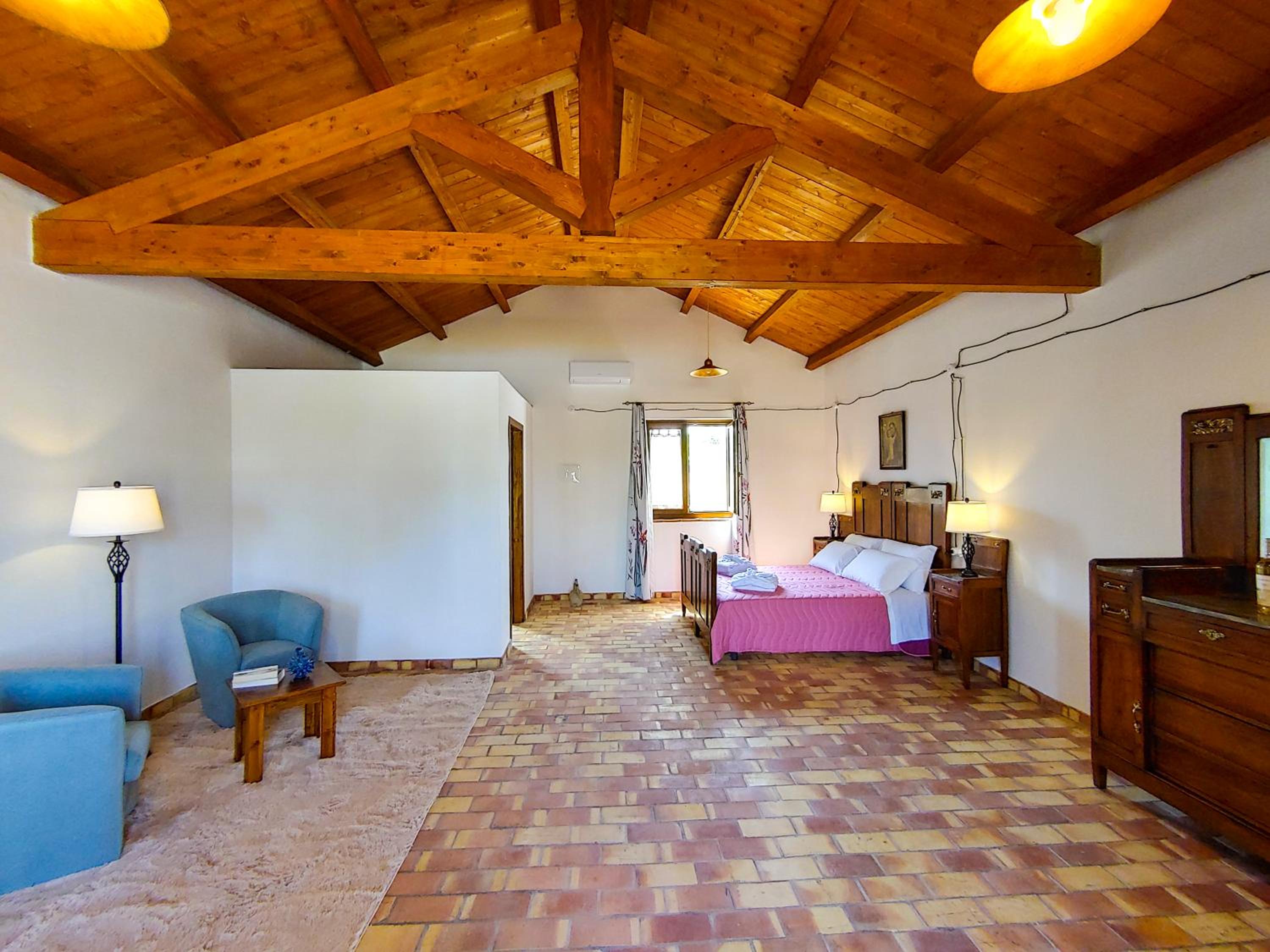Junior Suite with Garden View - Photo 11