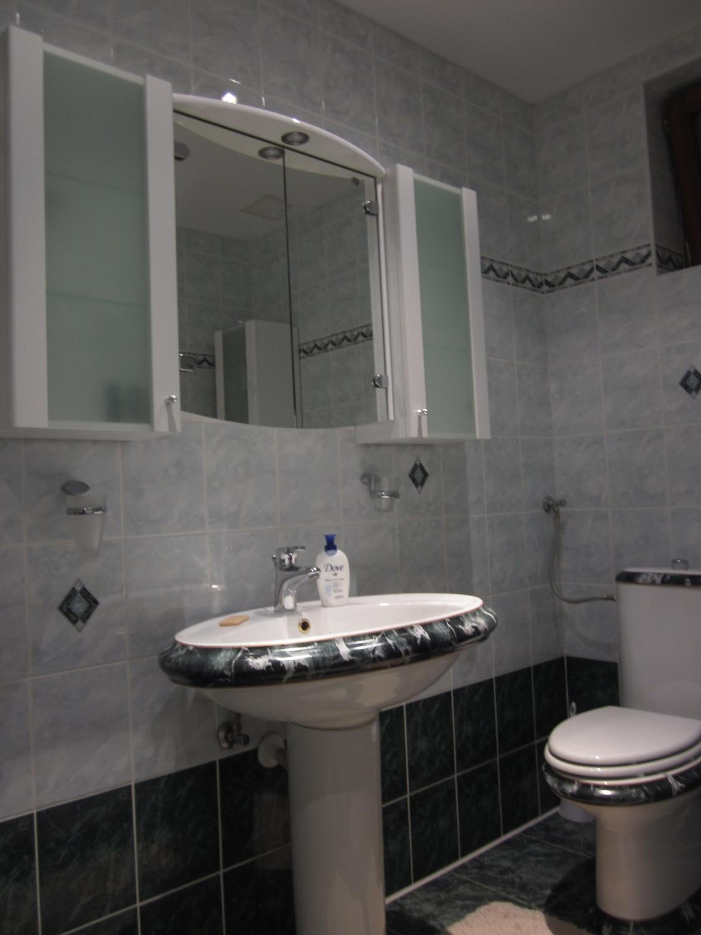 Deluxe Apartment - Photo 9