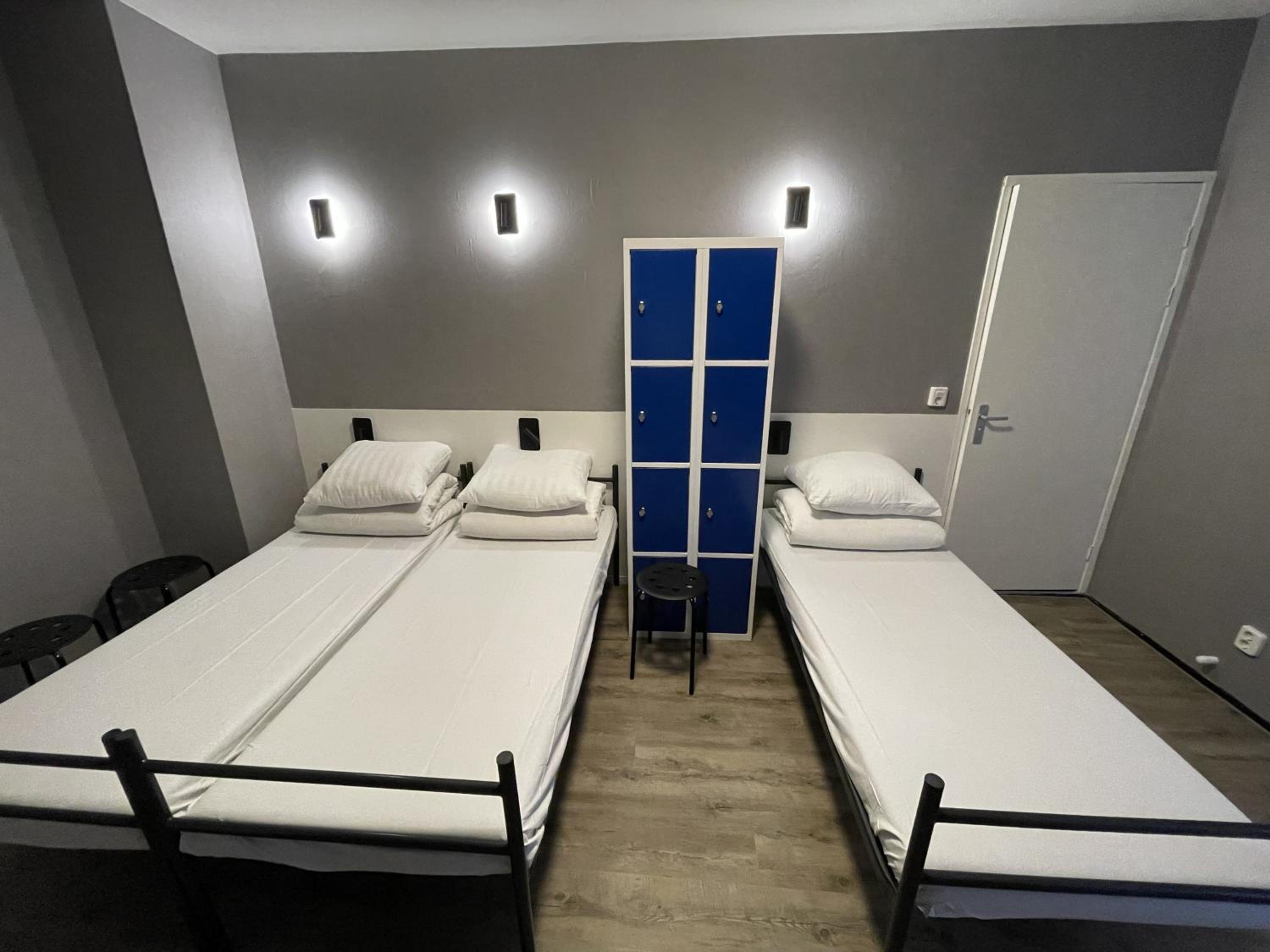 Triple Room with Private Bathroom photo 1