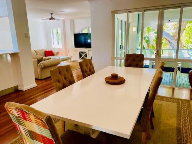 Two-Bedroom Apartment with Beach View - Photo 44
