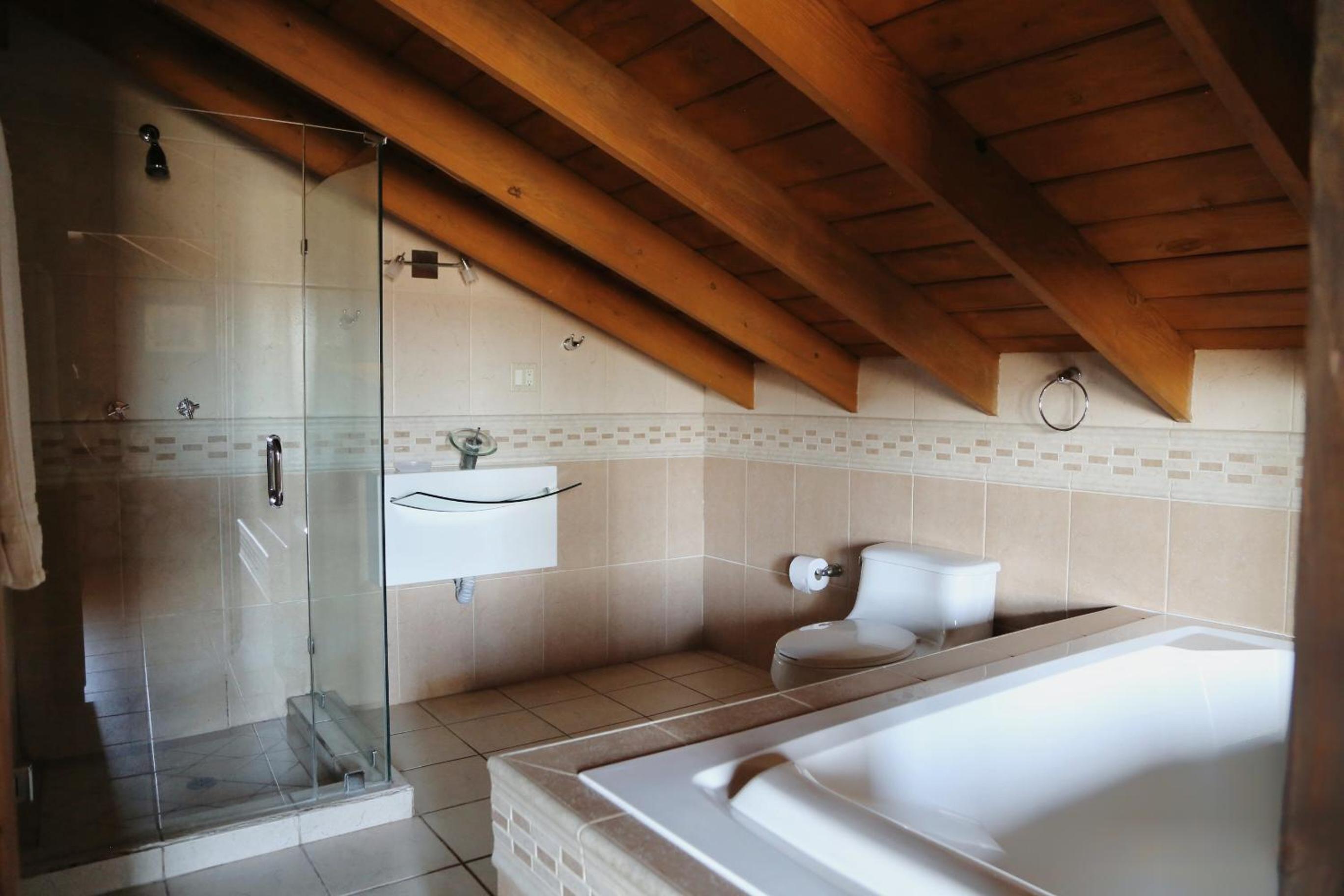 Three-Bedroom Chalet - Photo 12