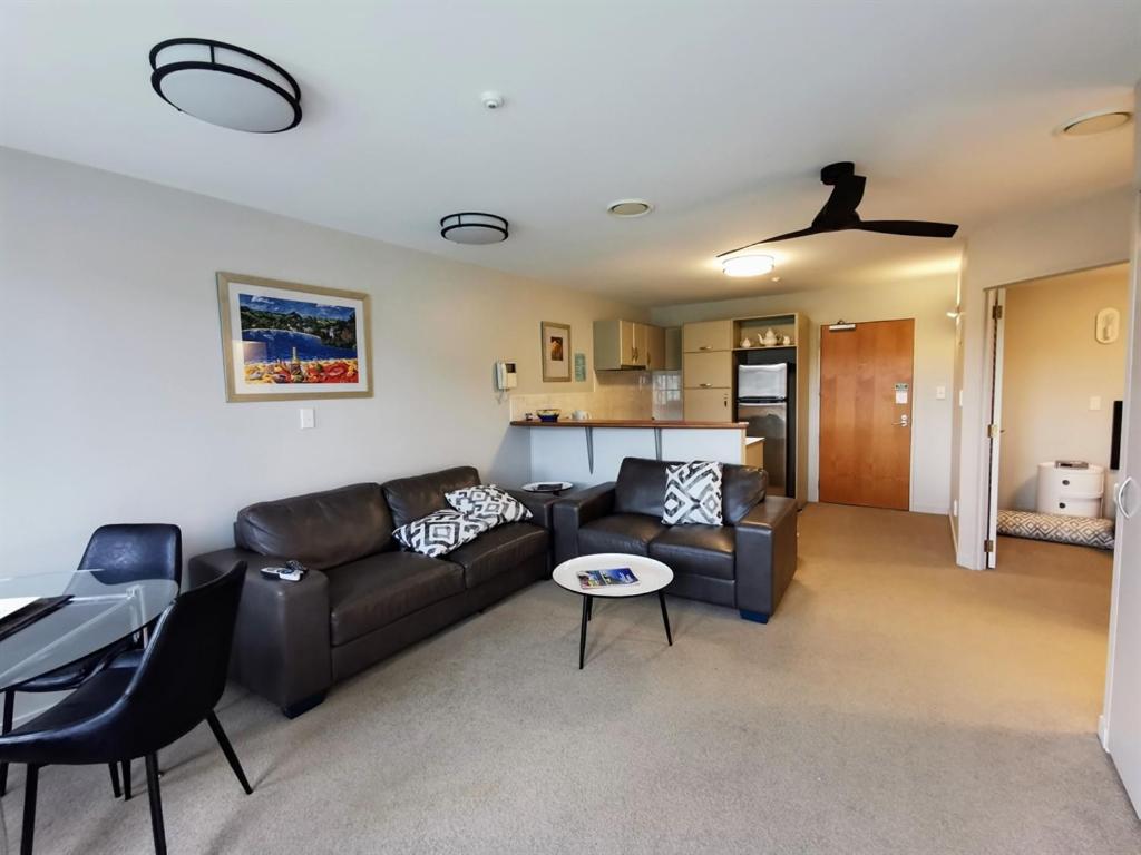 Two-Bedroom Apartment photo 3