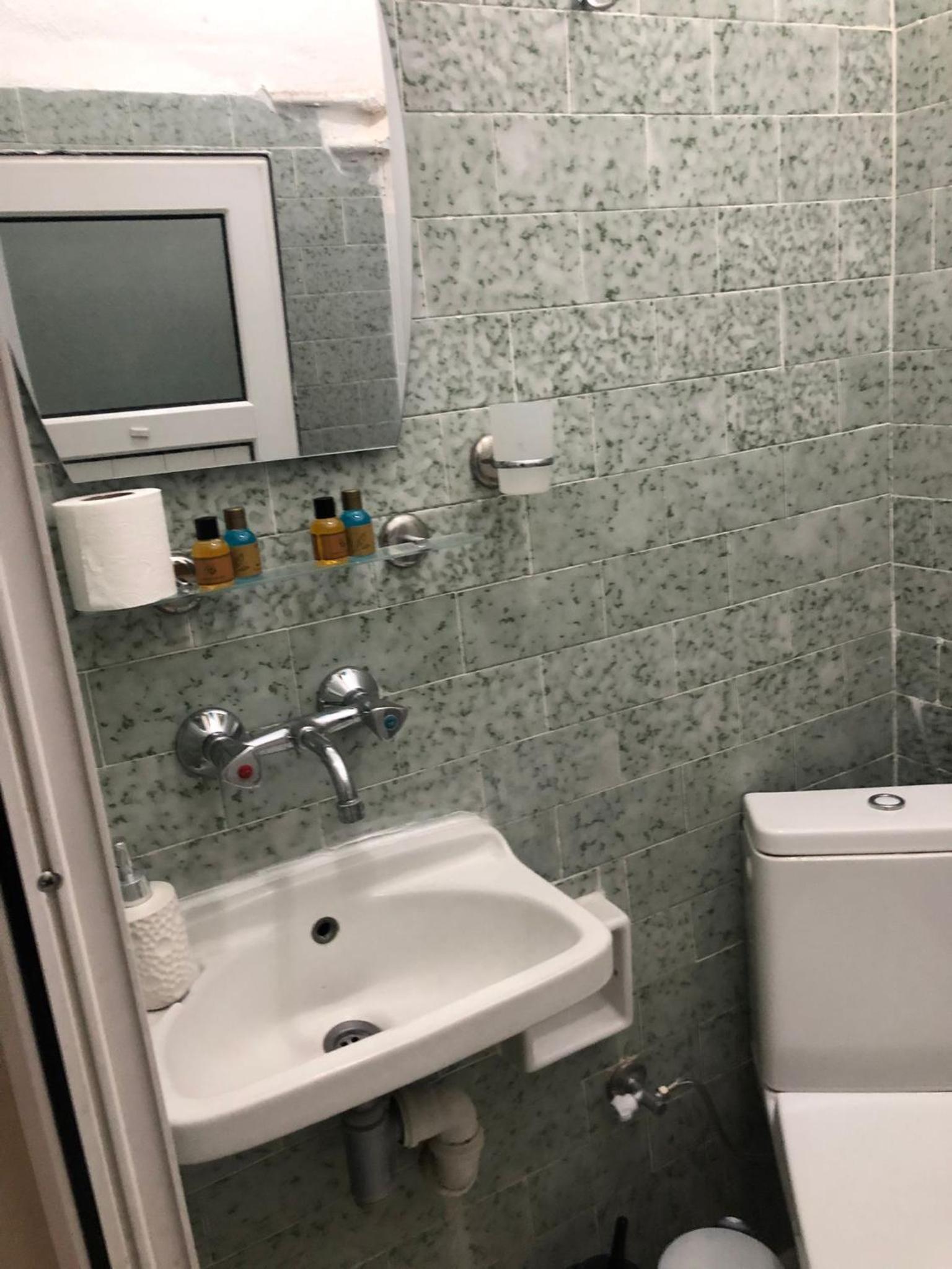 Standard Double Room photo 3