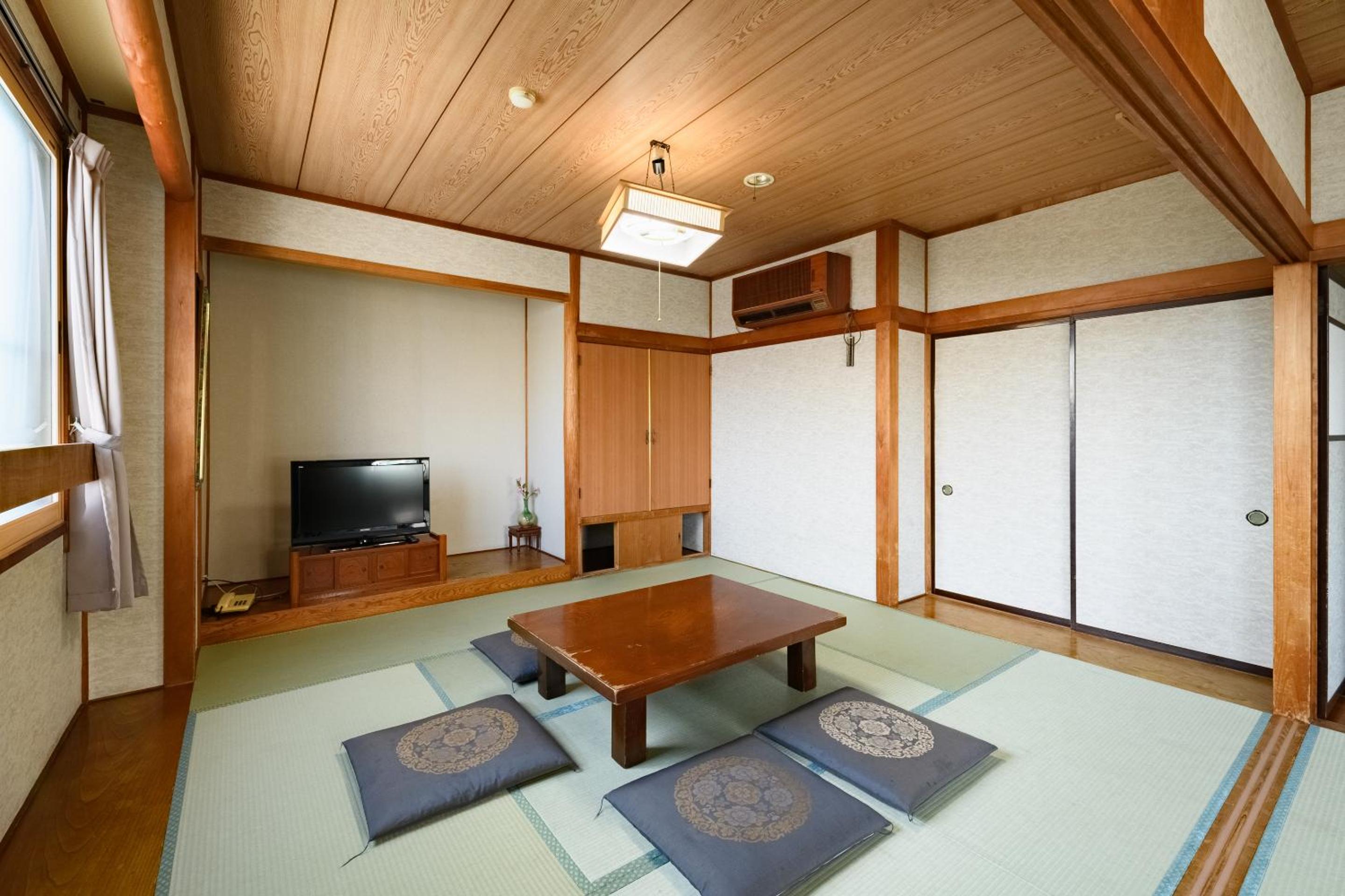 Japanese-Style Room - Photo 1