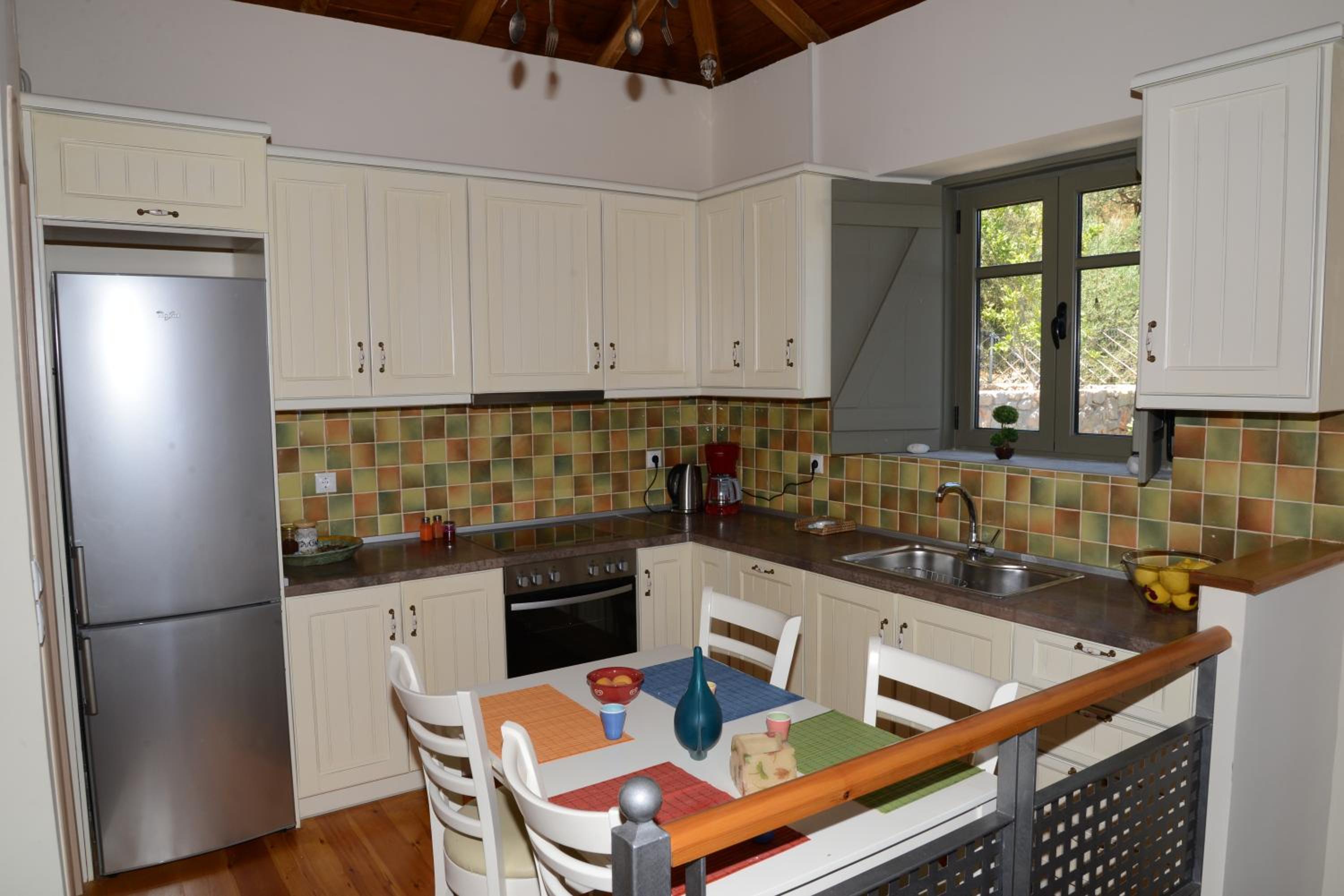 Three-Bedroom Villa - Split Level photo 3