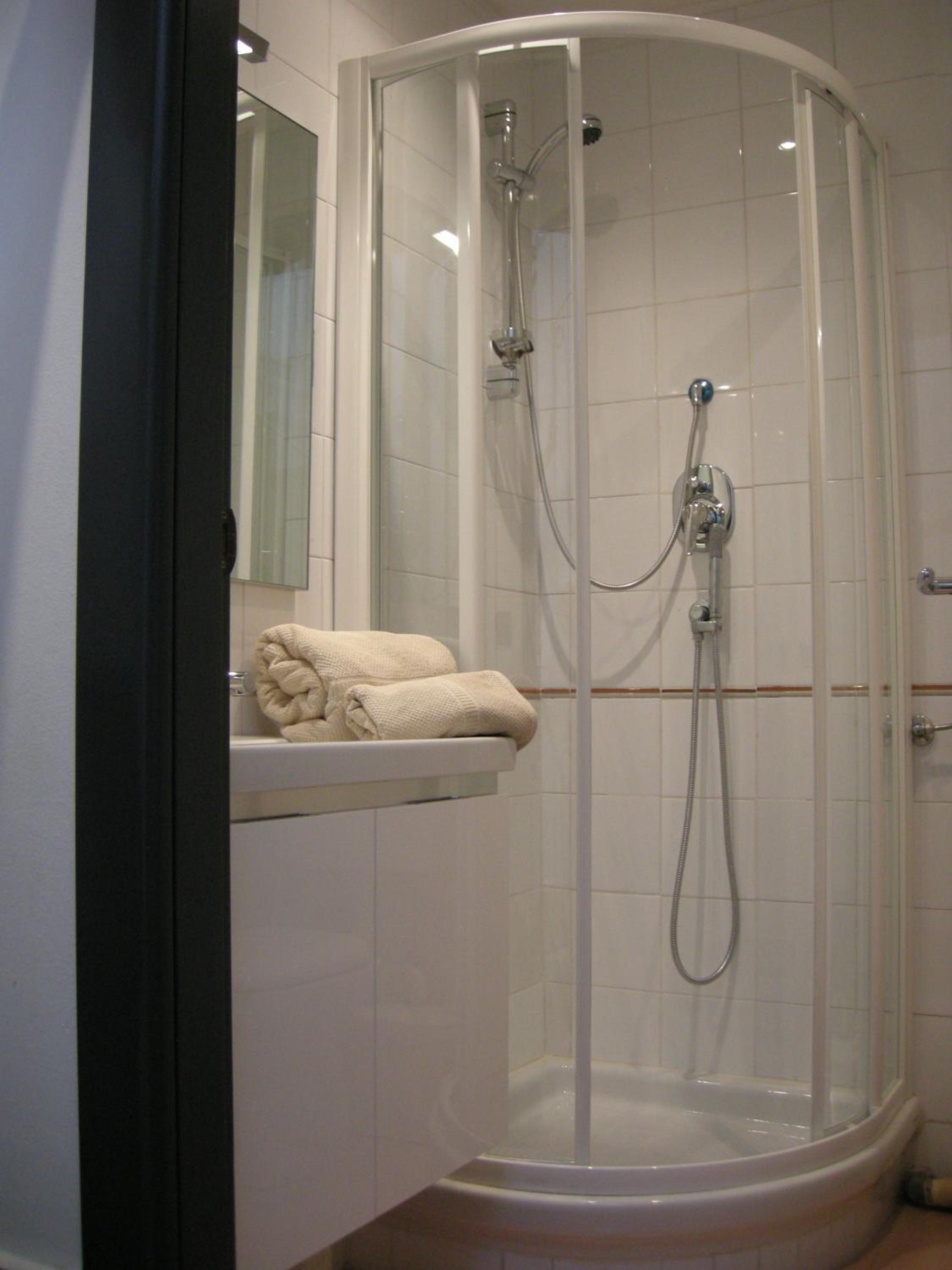 Deluxe Room with Private External Bathroom