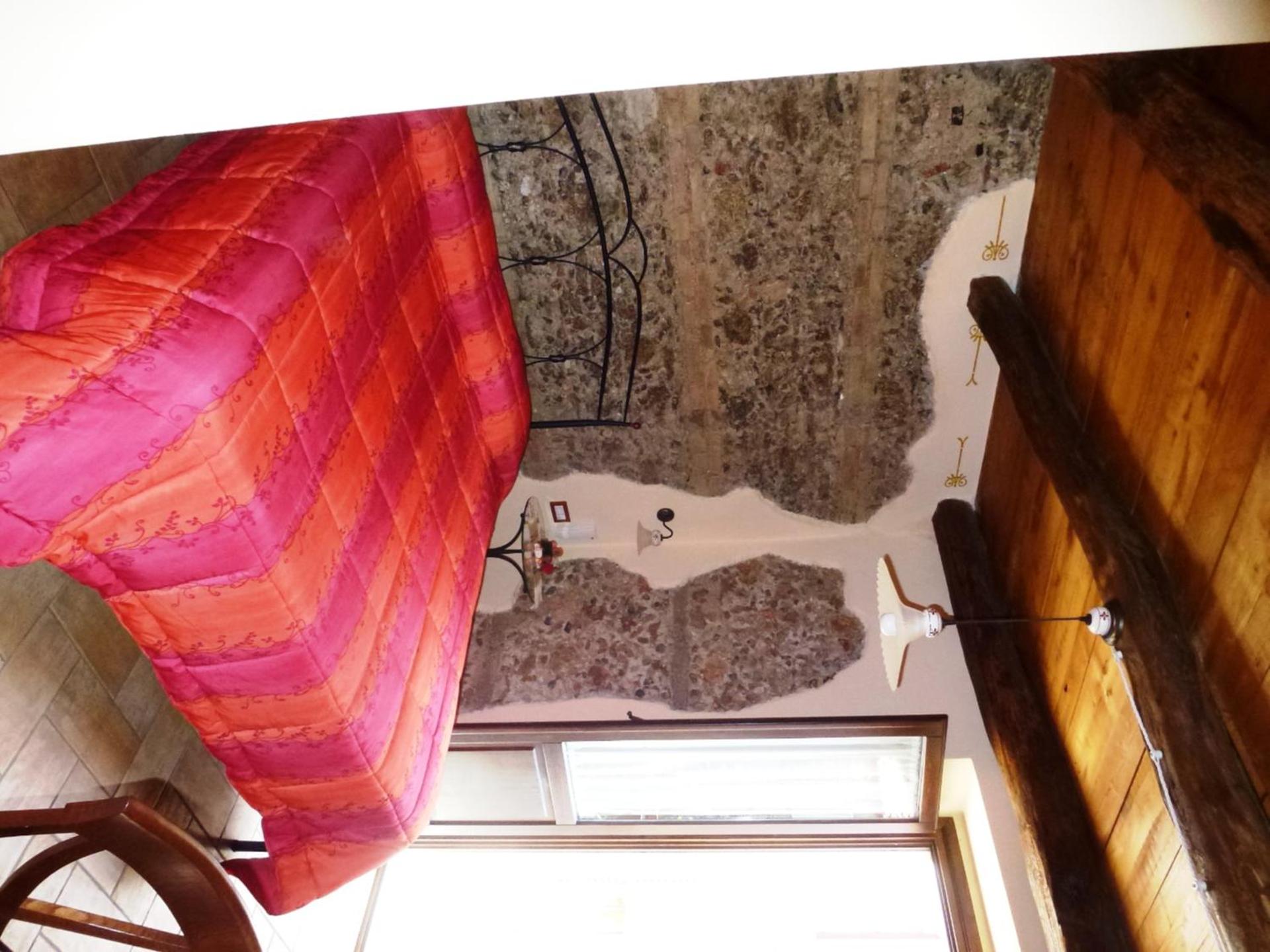 Double Room - Photo 6