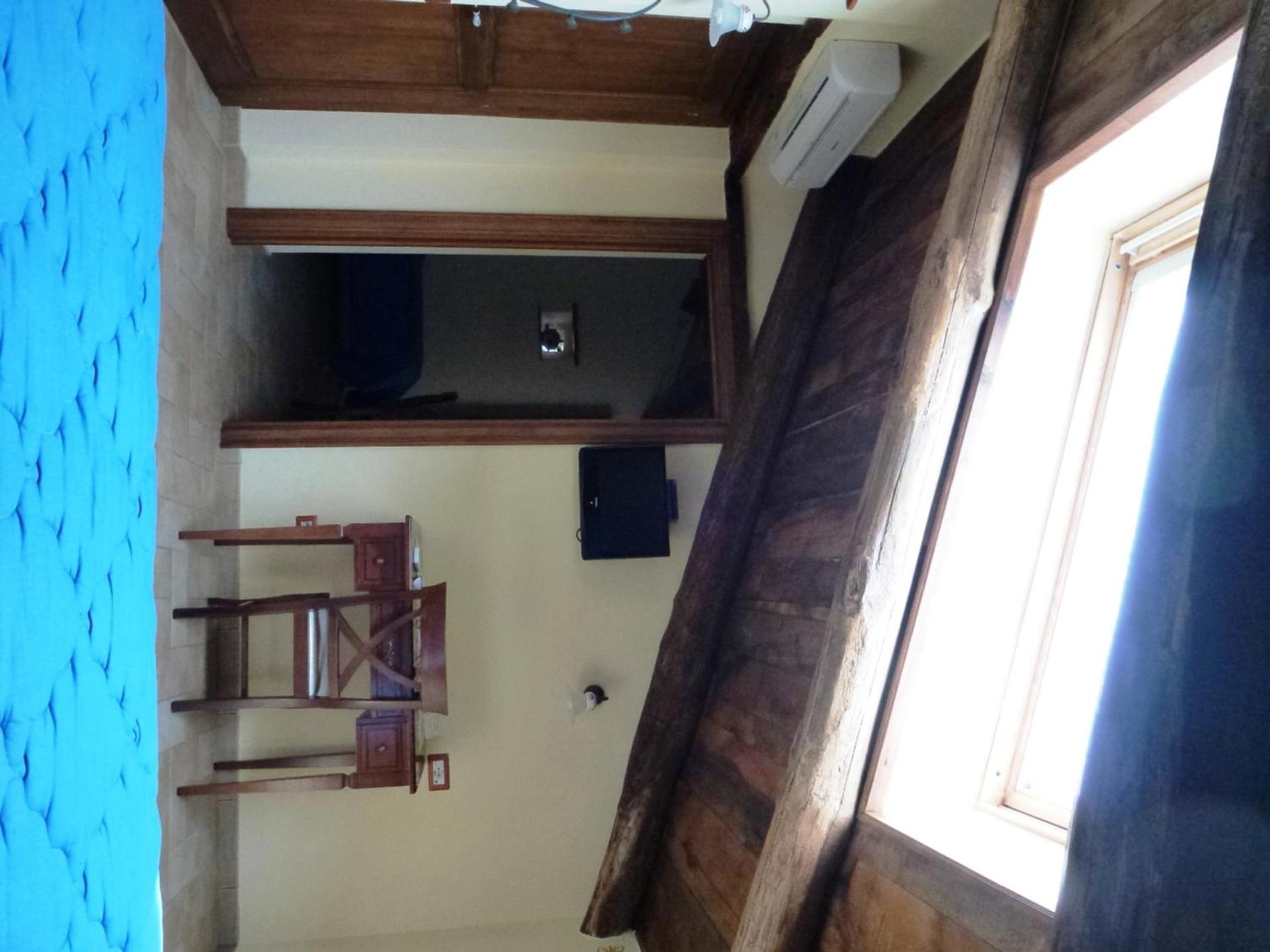 Quadruple Room with Private Bathroom - Photo 1