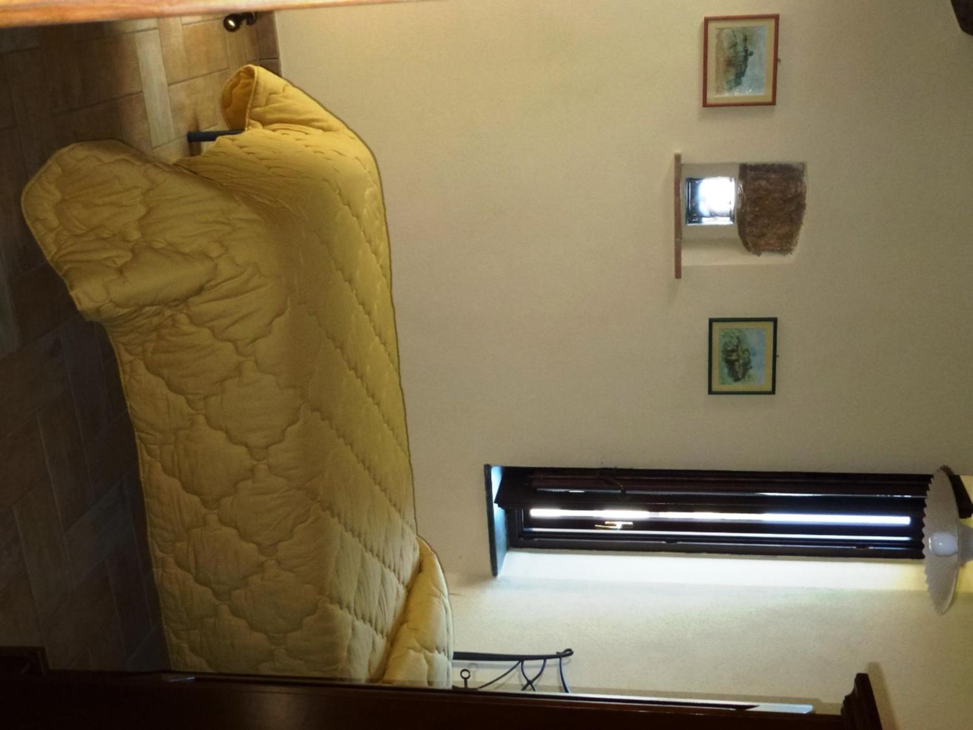 Standard Triple Room - Photo 2