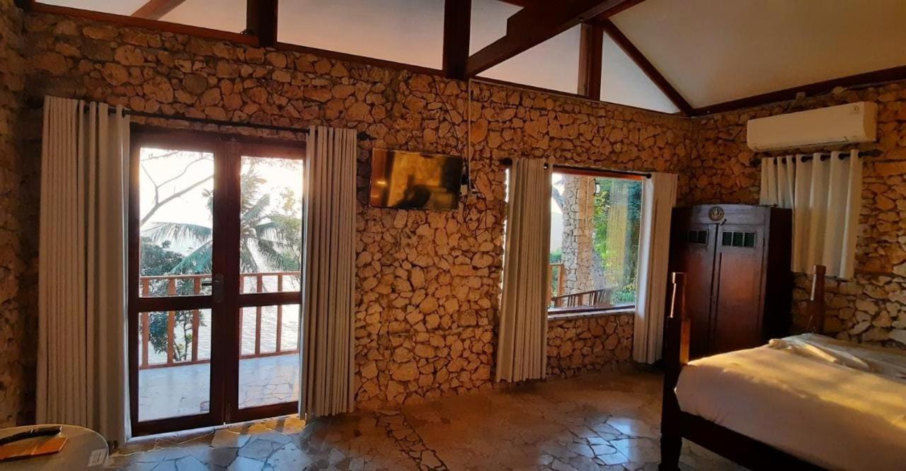 Cottage - Photo 1