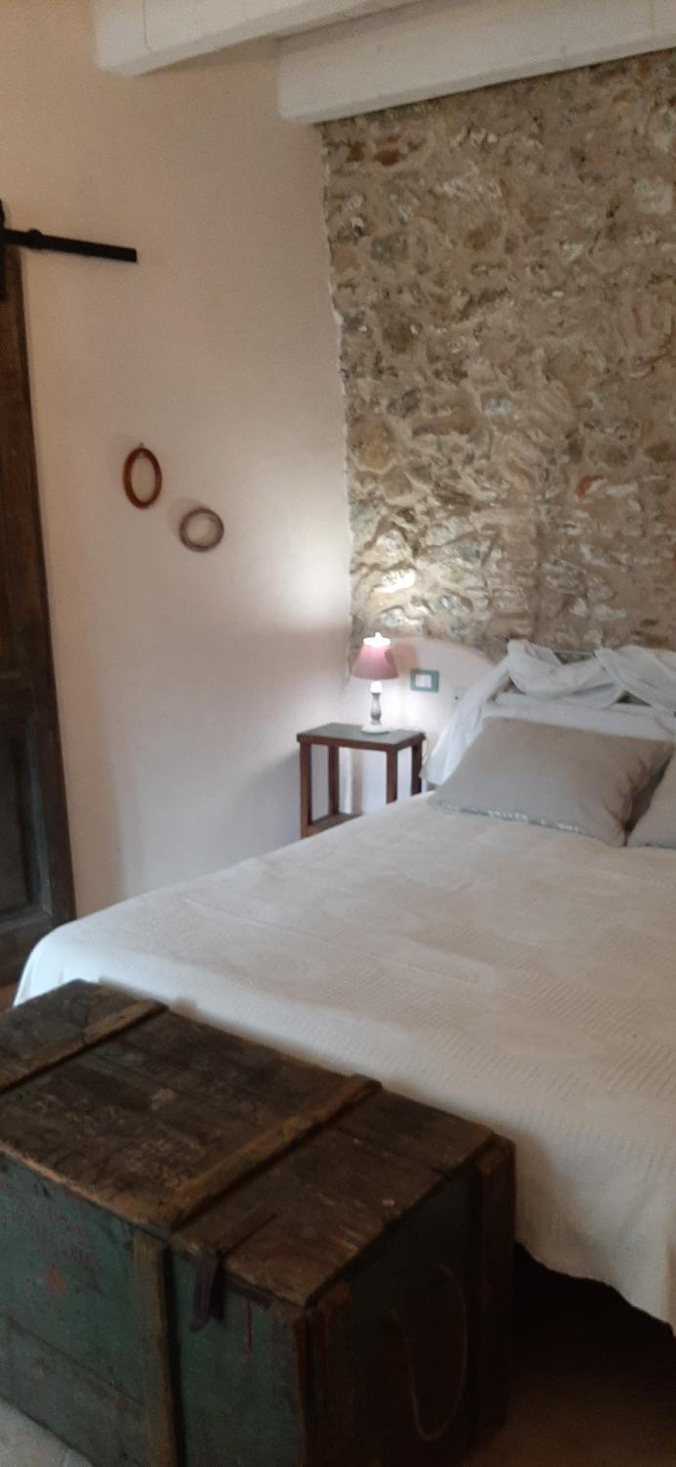 Double Room with Private Bathroom - Photo 2