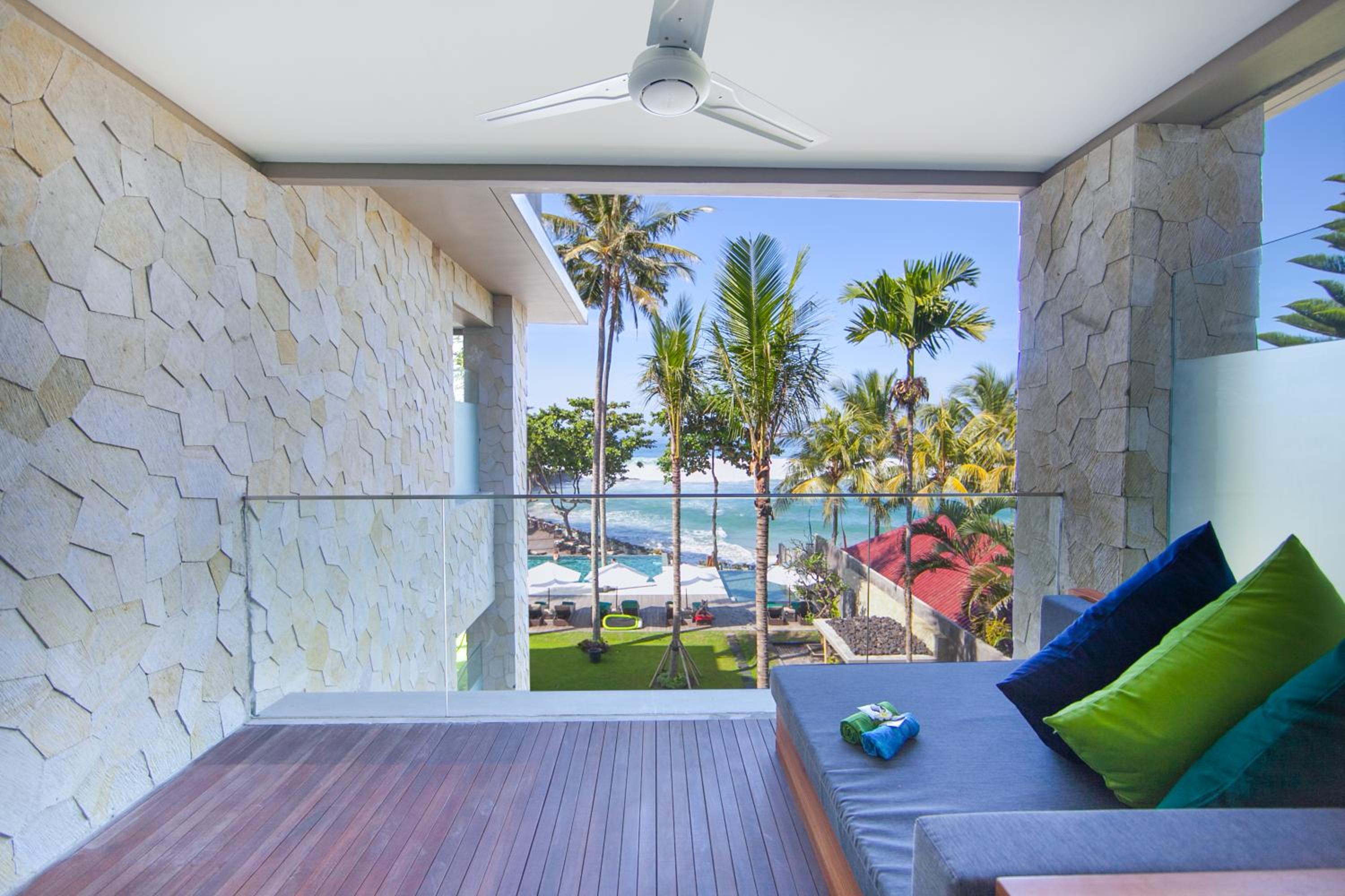 Junior Suite with Ocean View - Photo 4