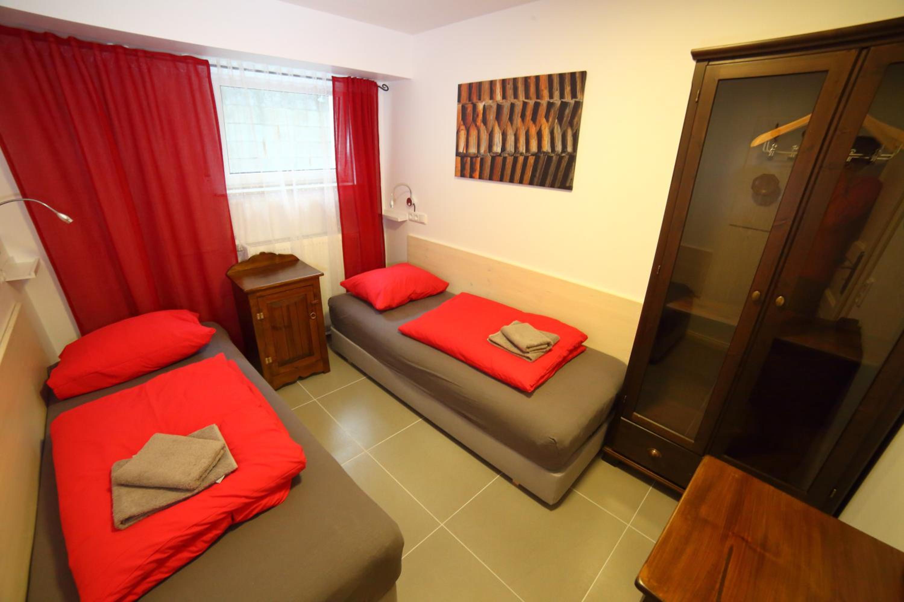 Apartment - Ground Floor - Photo 8