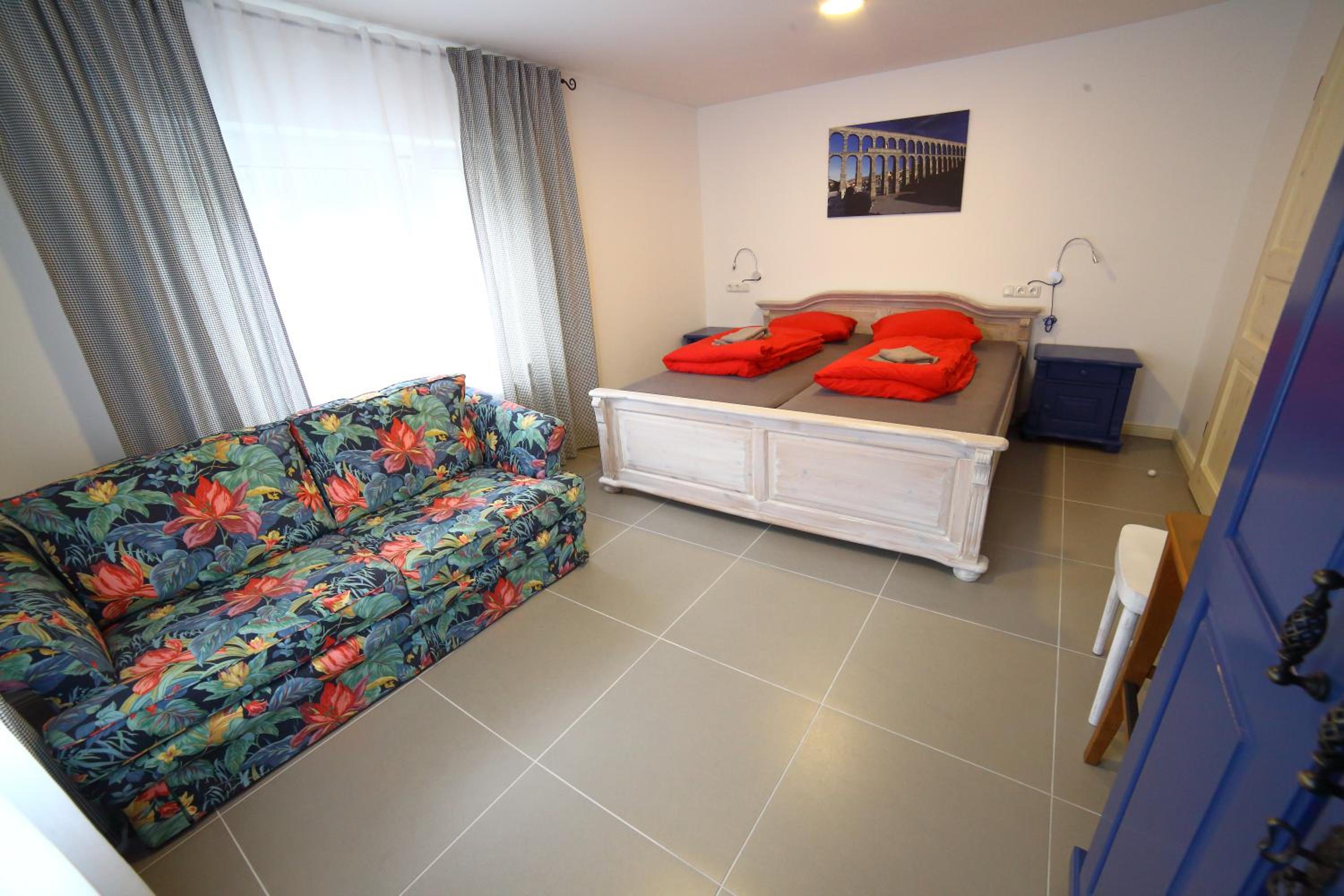 Apartment - Ground Floor - Photo 13