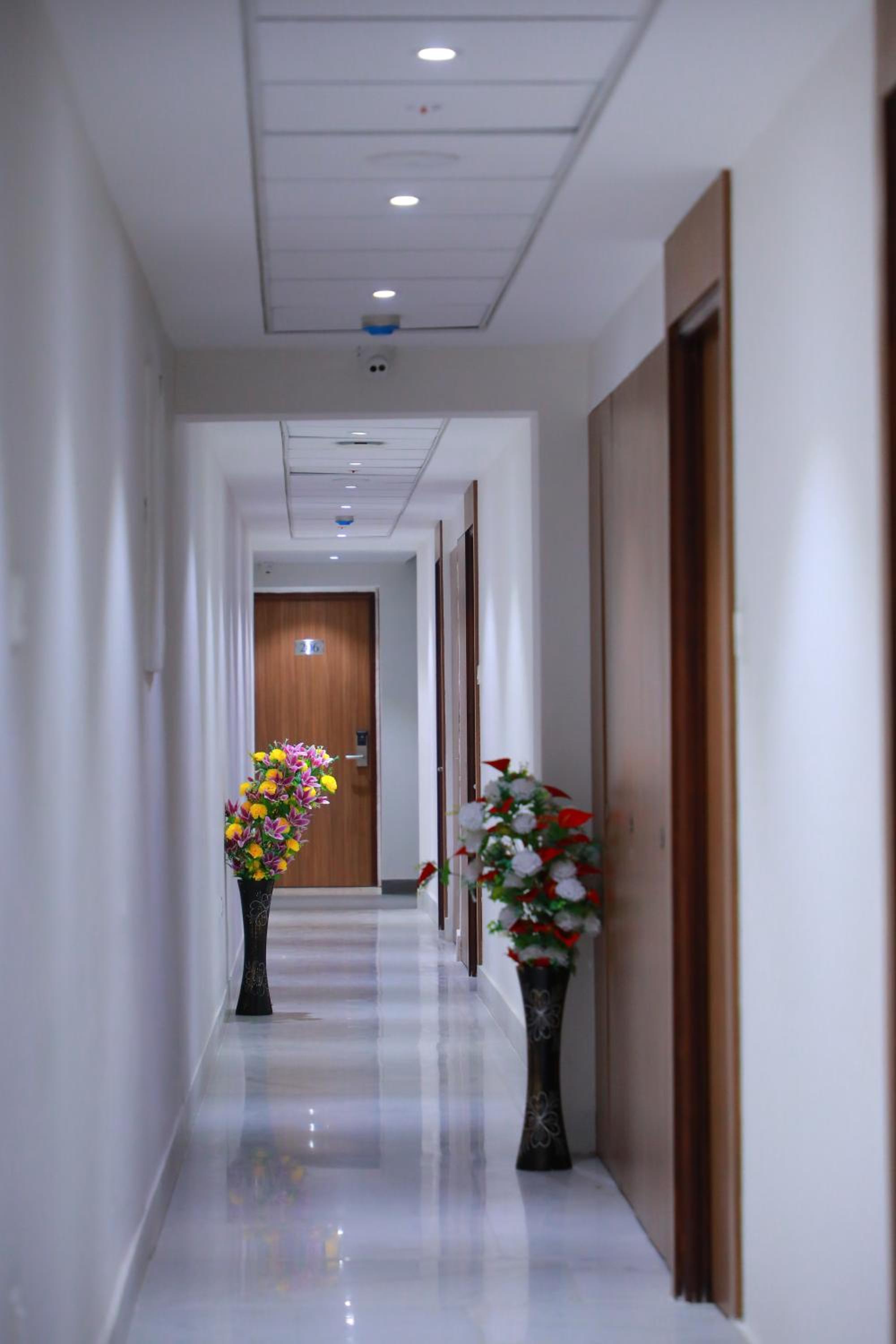 Standard King Room - Photo 4