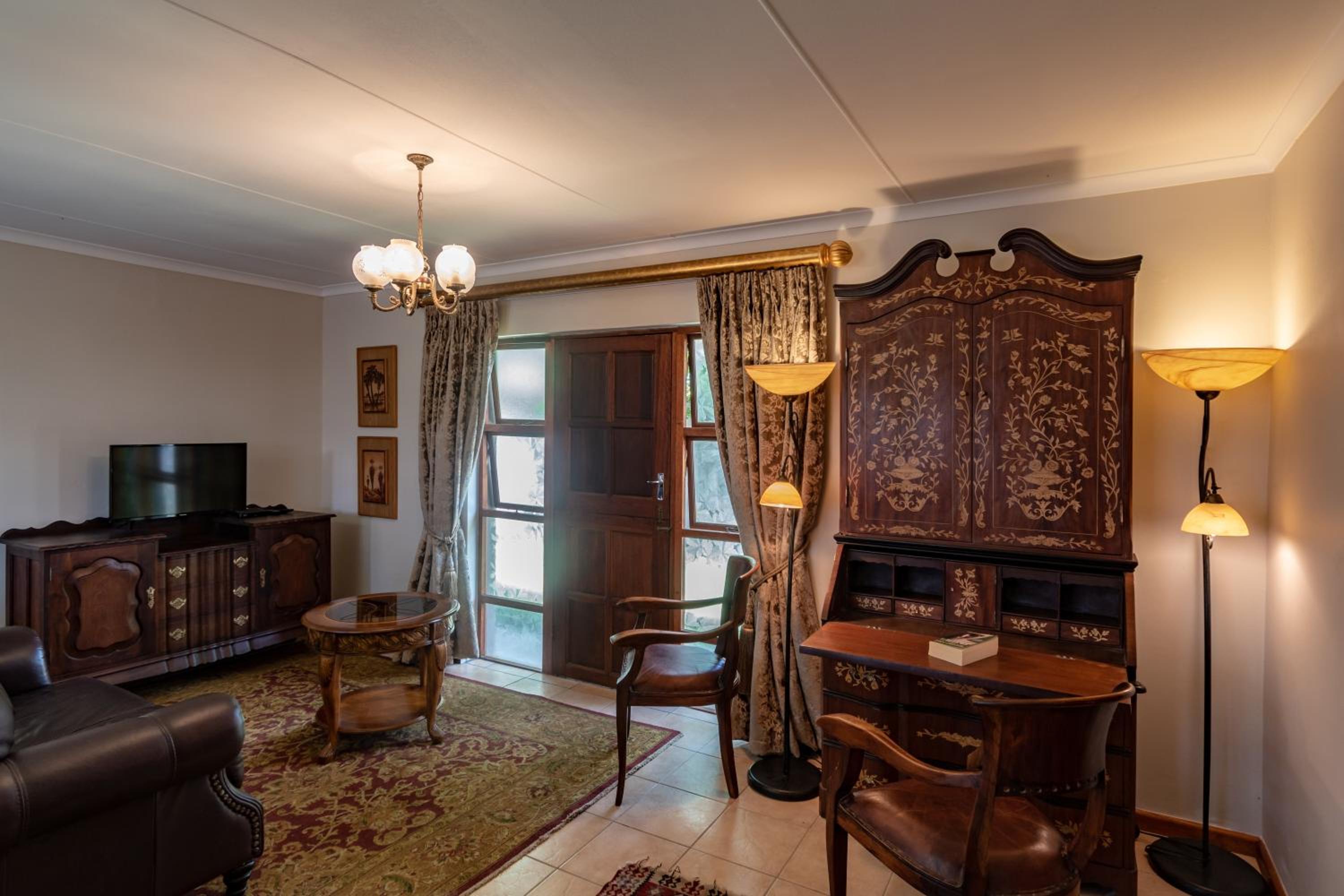  Double Room - Photo 2
