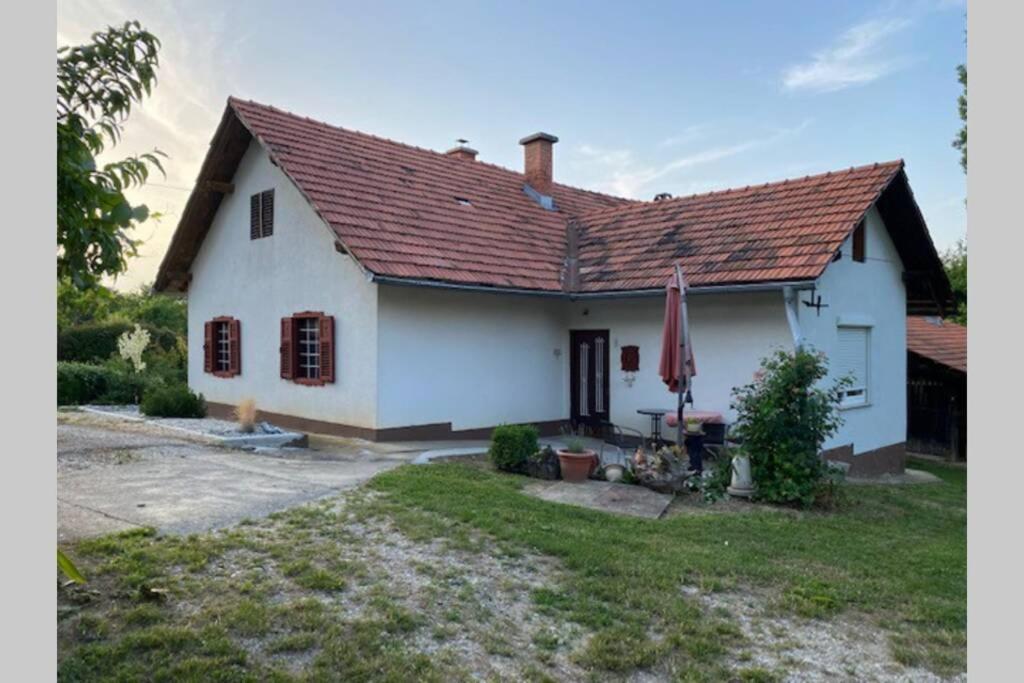 Three-Bedroom House - Photo 20