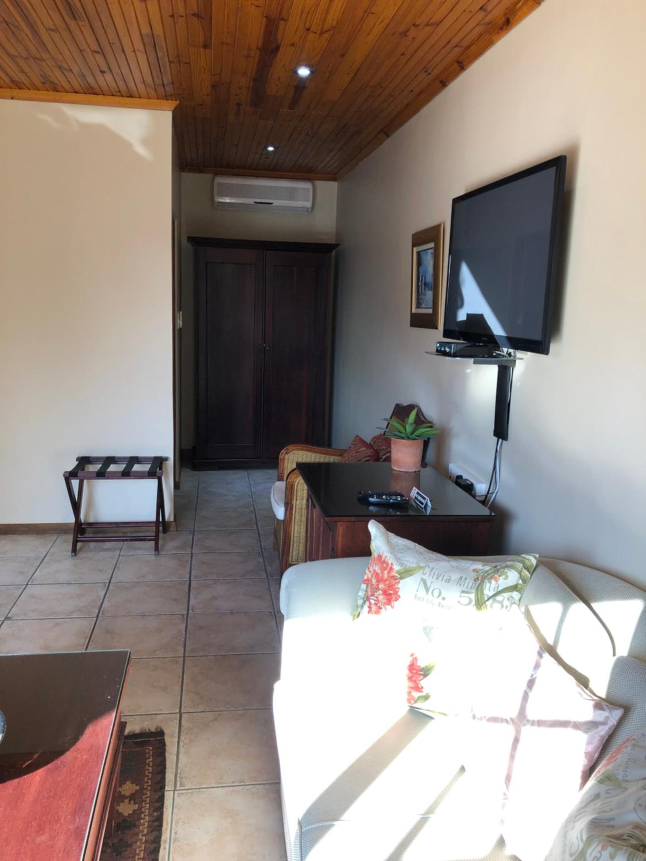 Deluxe Double Room - Photo 3