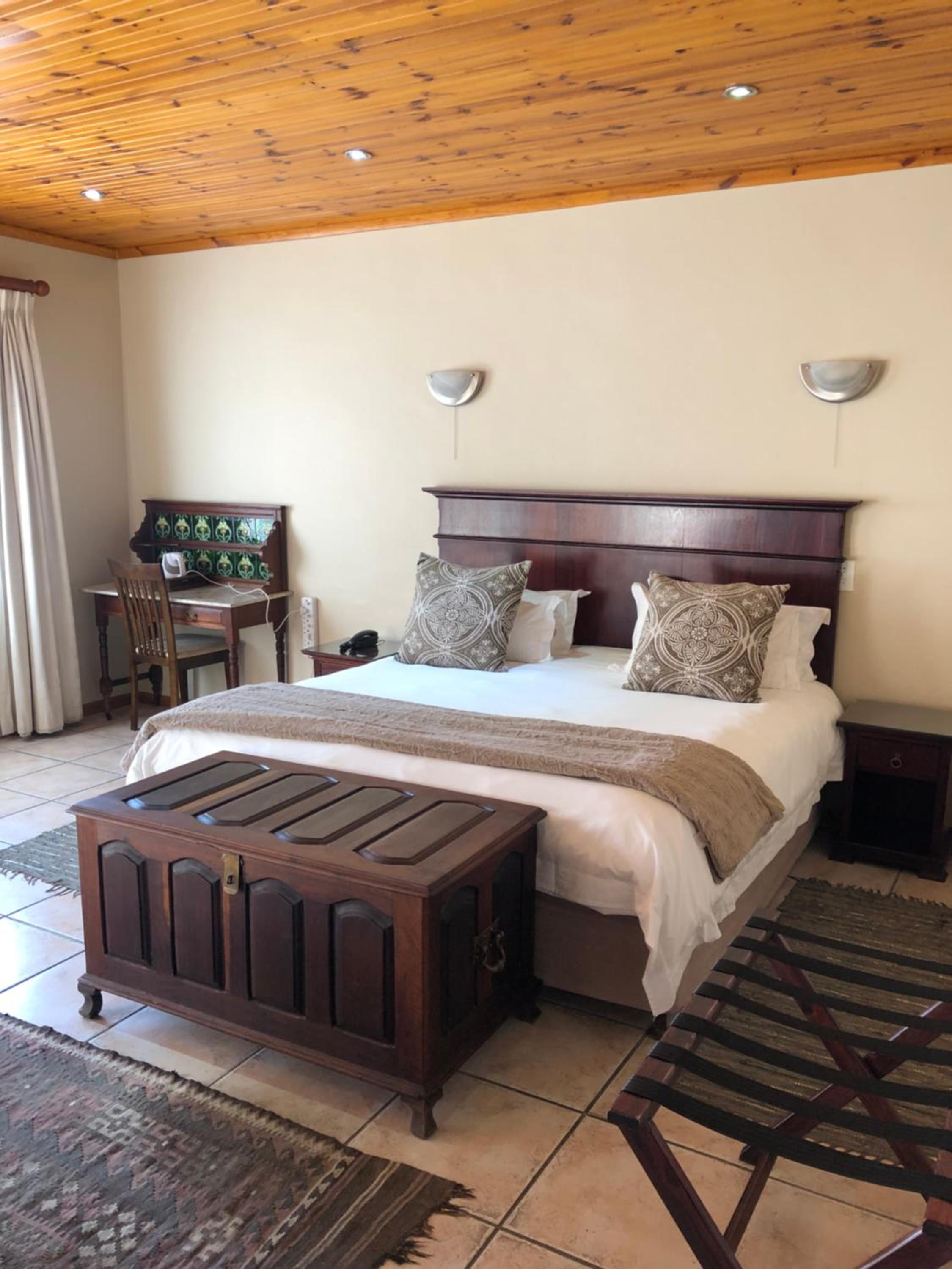Deluxe Family Room - Photo 1