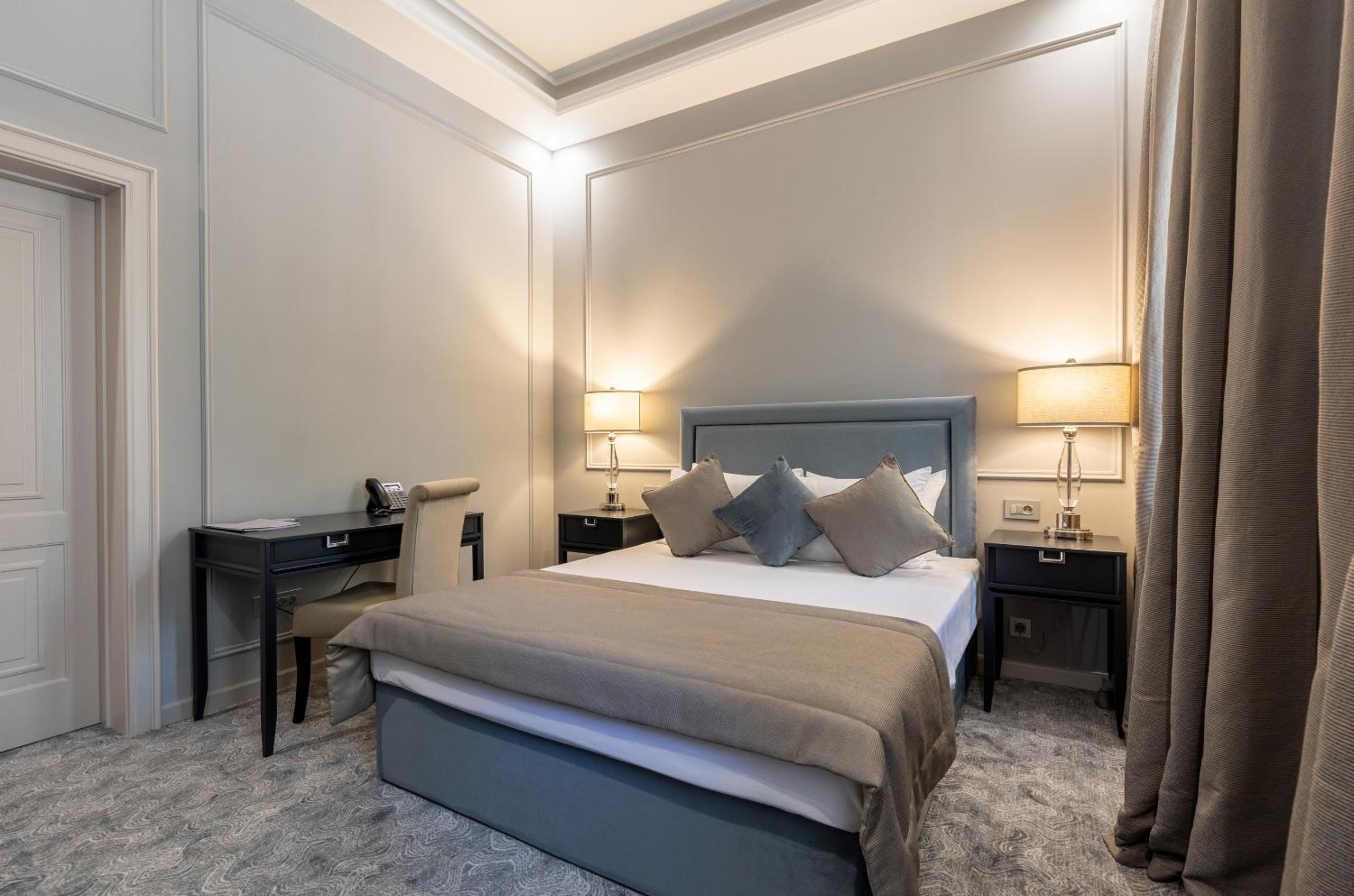 Superior King Room photo 3