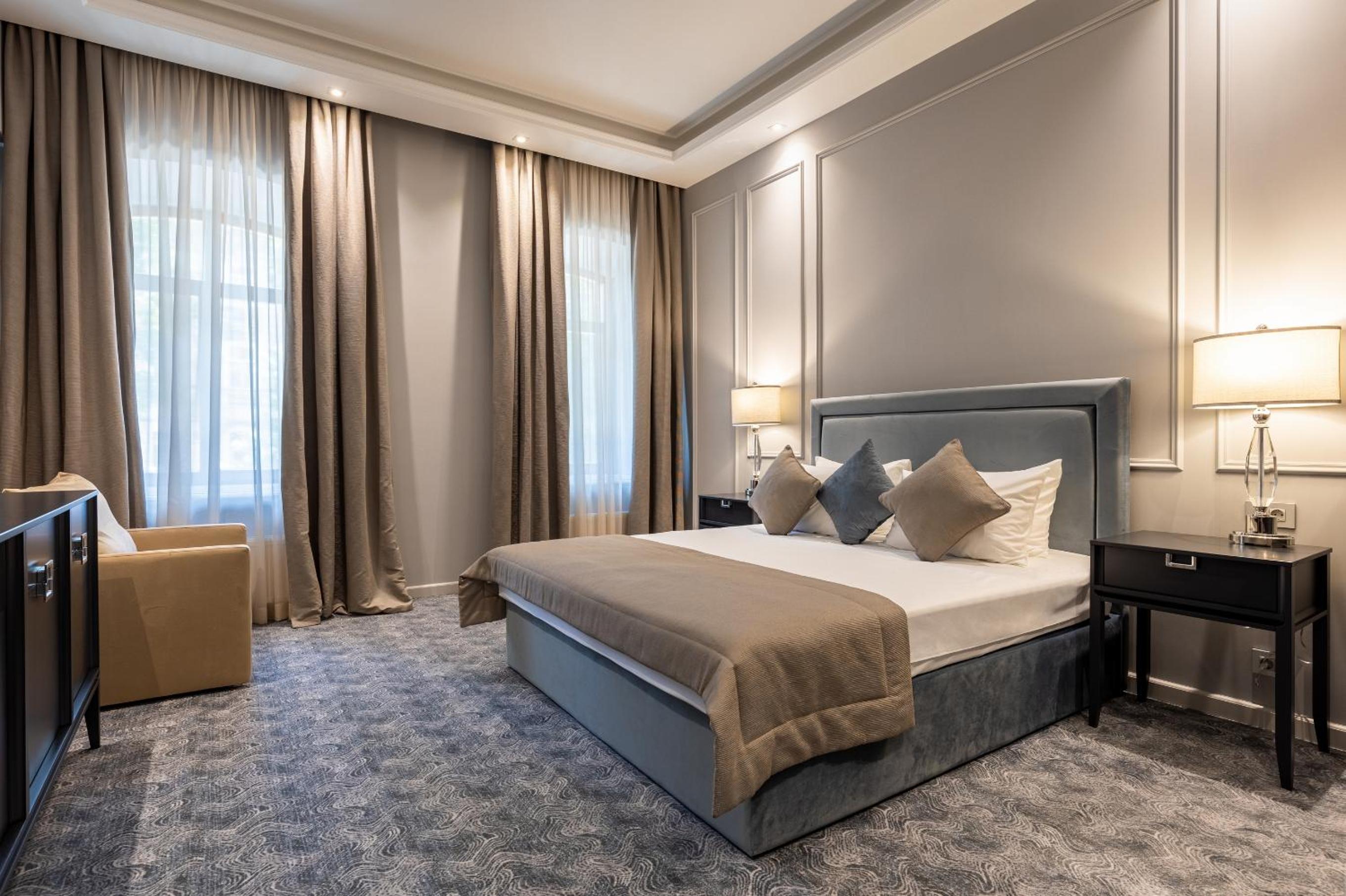 King Suite