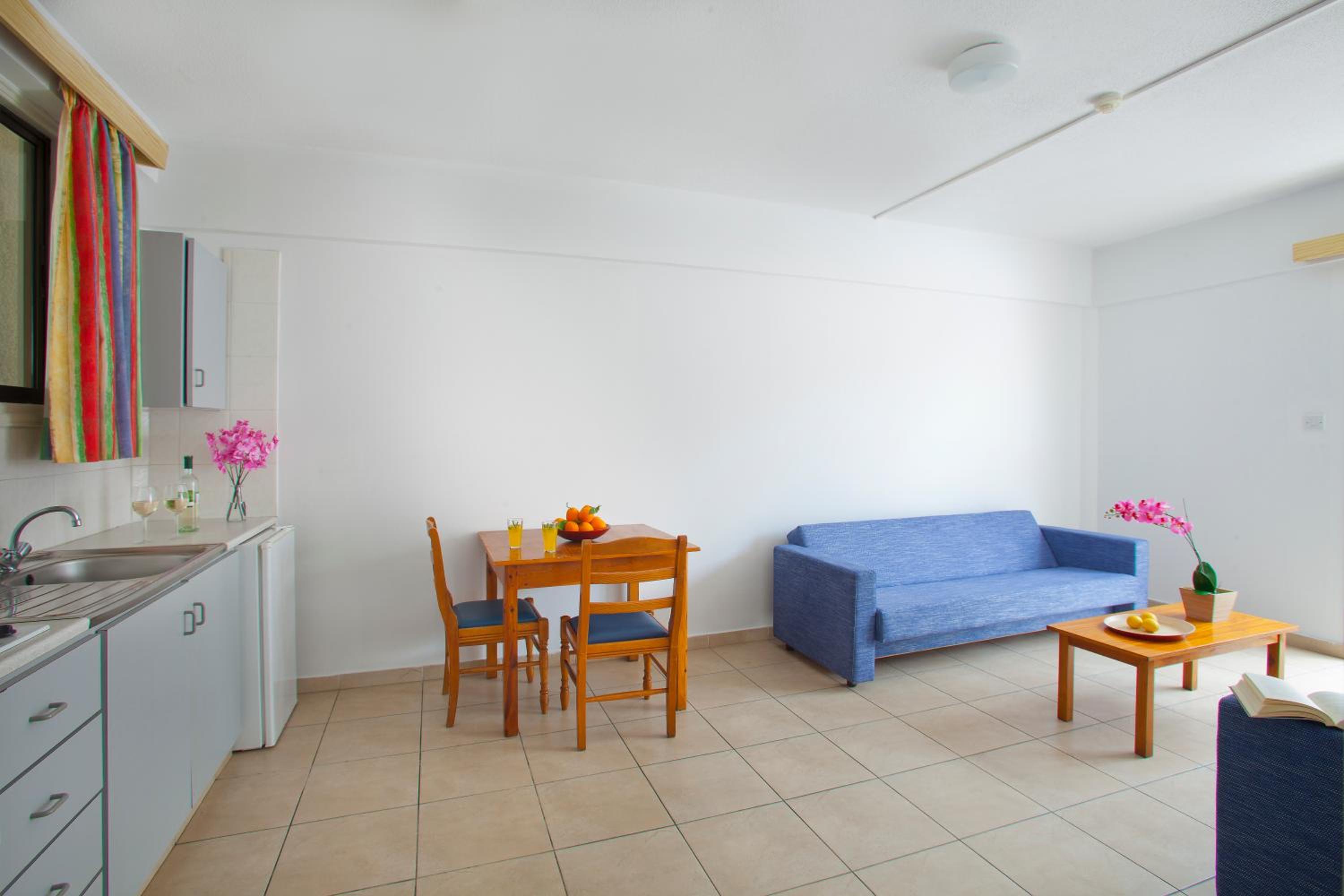 One-Bedroom Apartment (2 Adults) photo 3