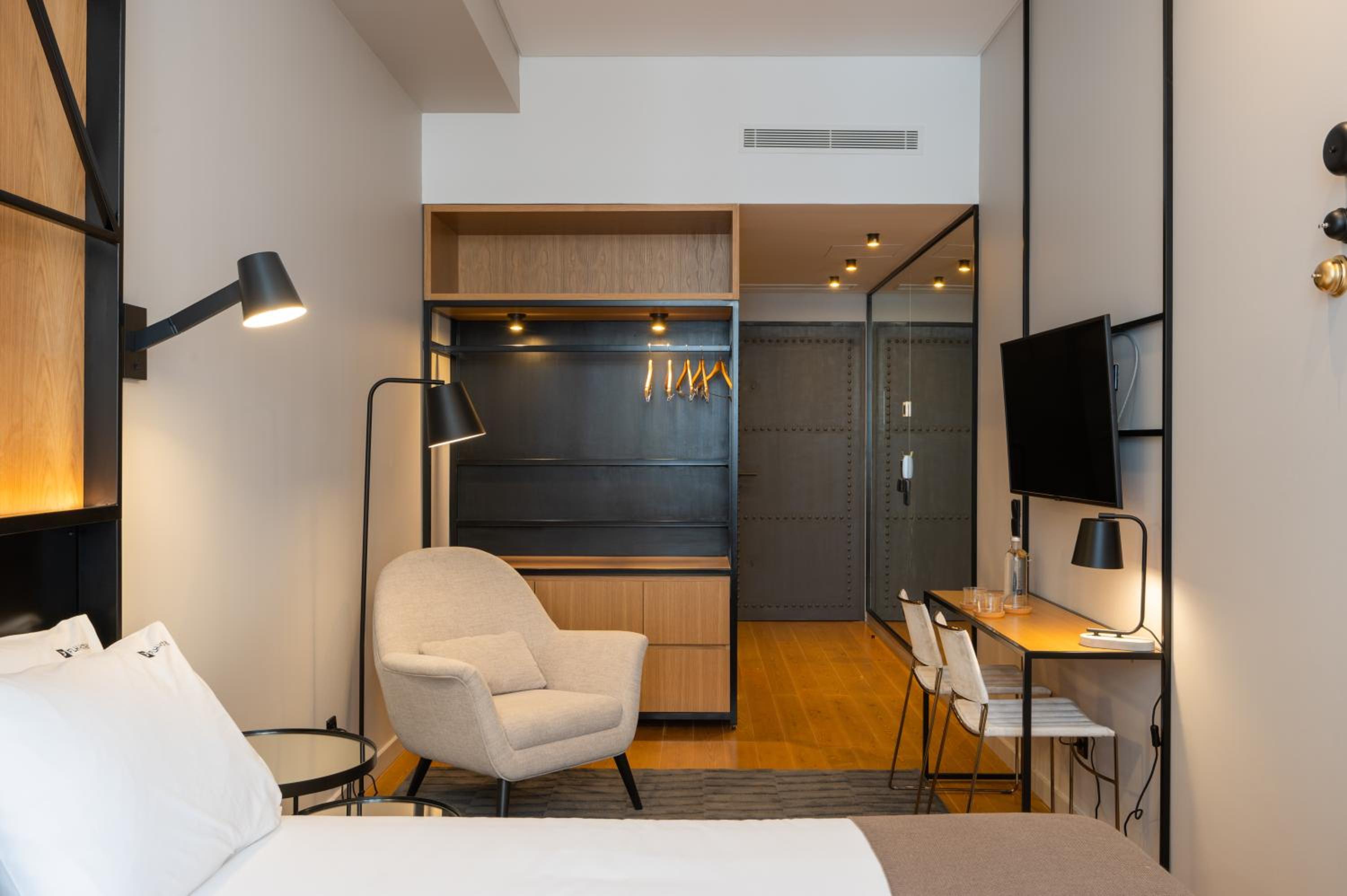 Deluxe Double Room photo 3