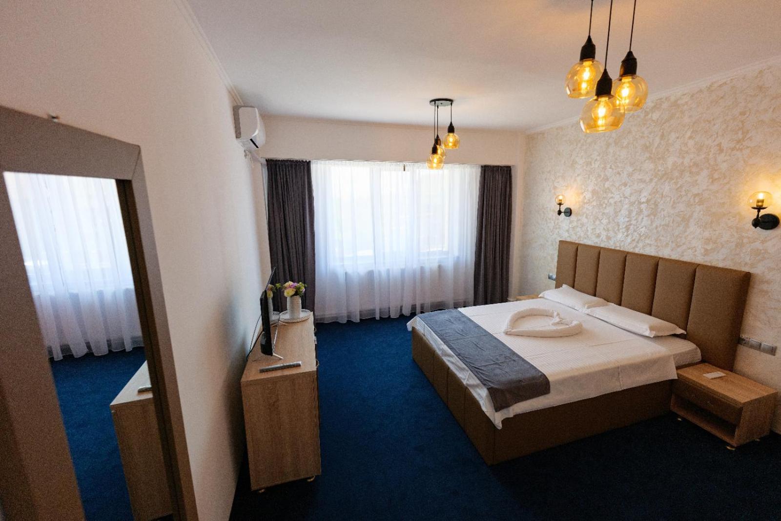Double Room - Photo 29