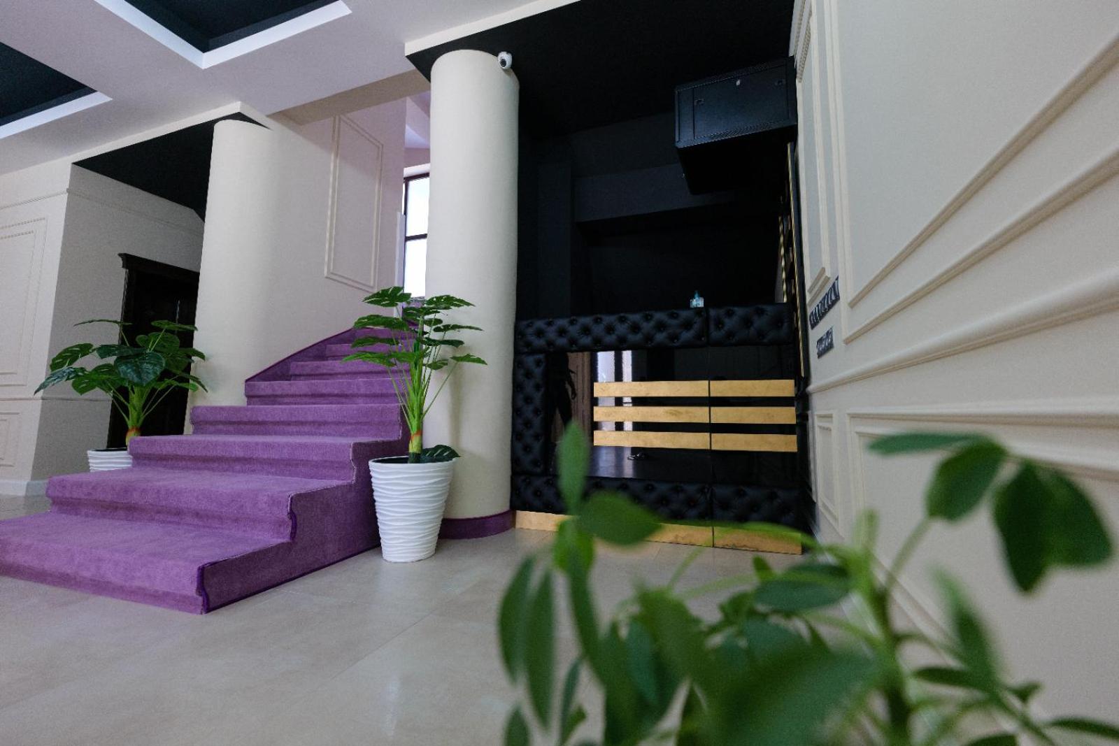 Double Room - Photo 11