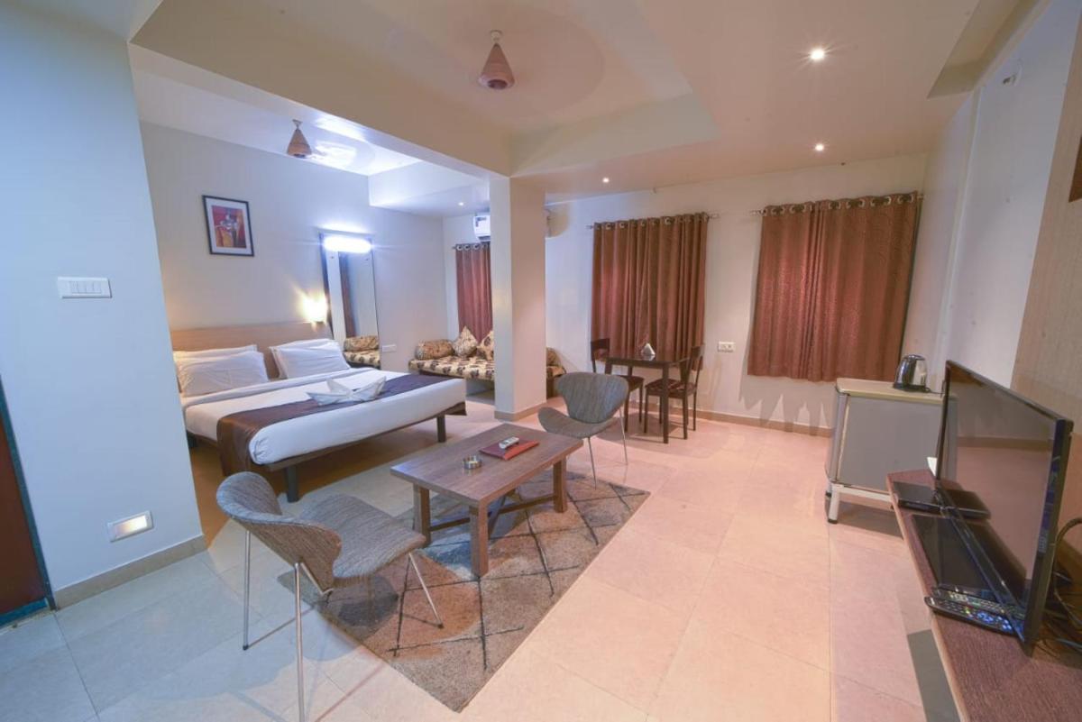 Deluxe Room - Photo 1