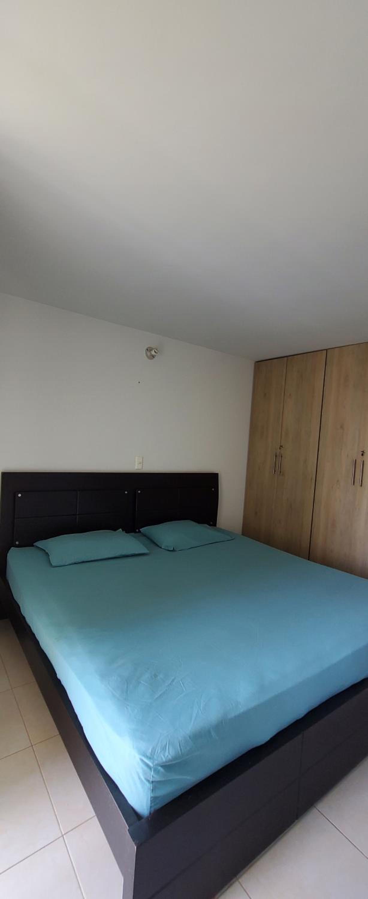 Three-Bedroom Apartment photo 1