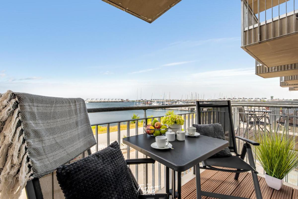 Apartment with Sea View photo 1