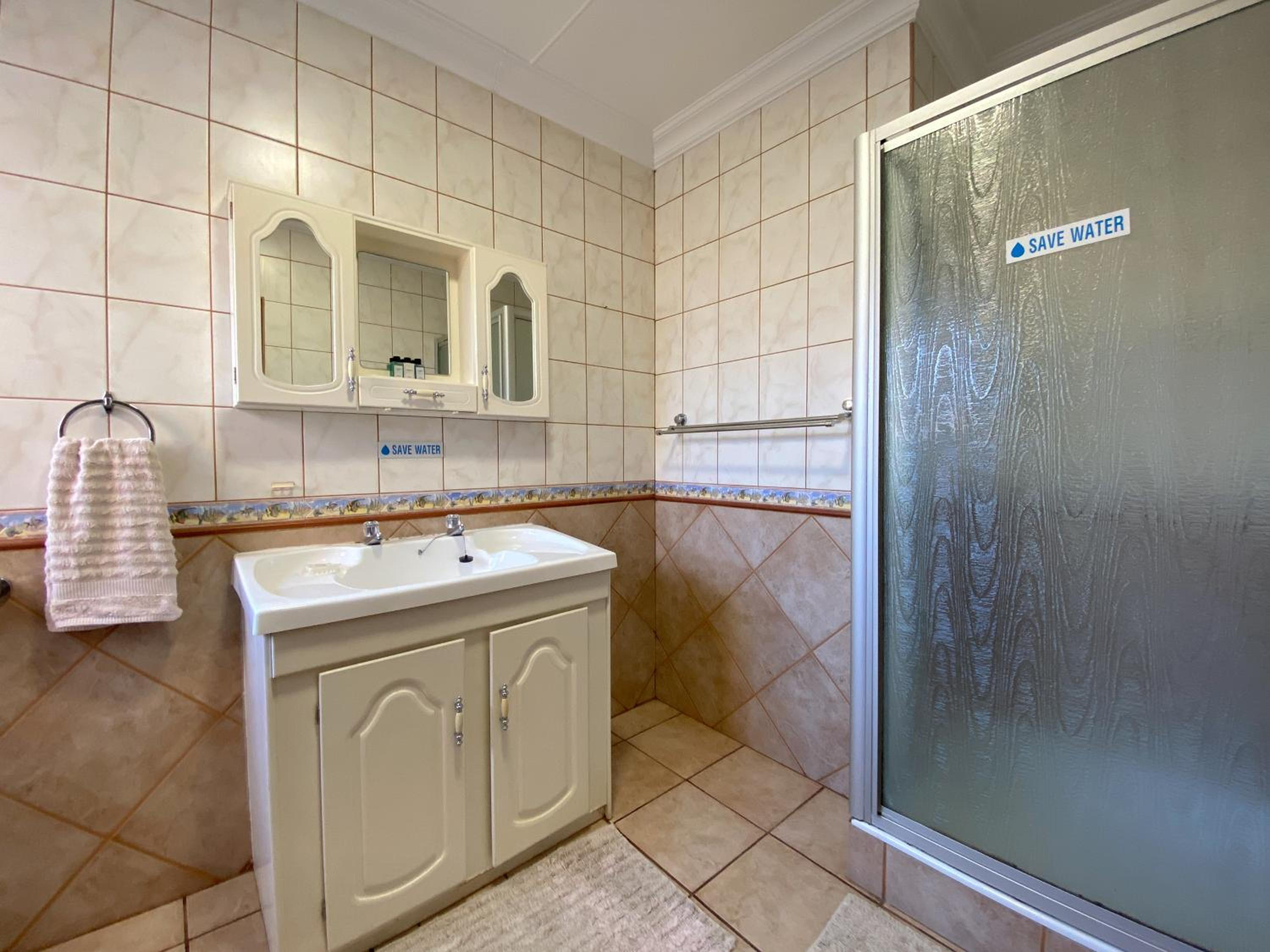 Apartment - Photo 4