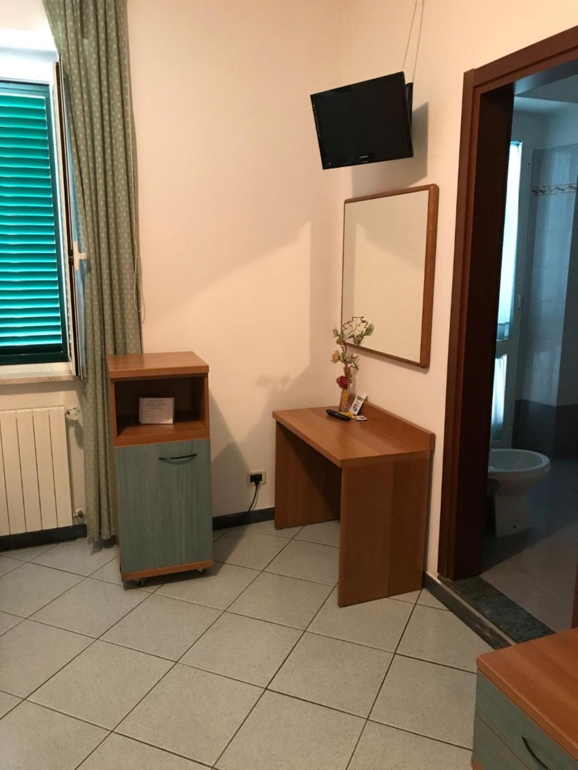 Triple Room with Private Bathroom