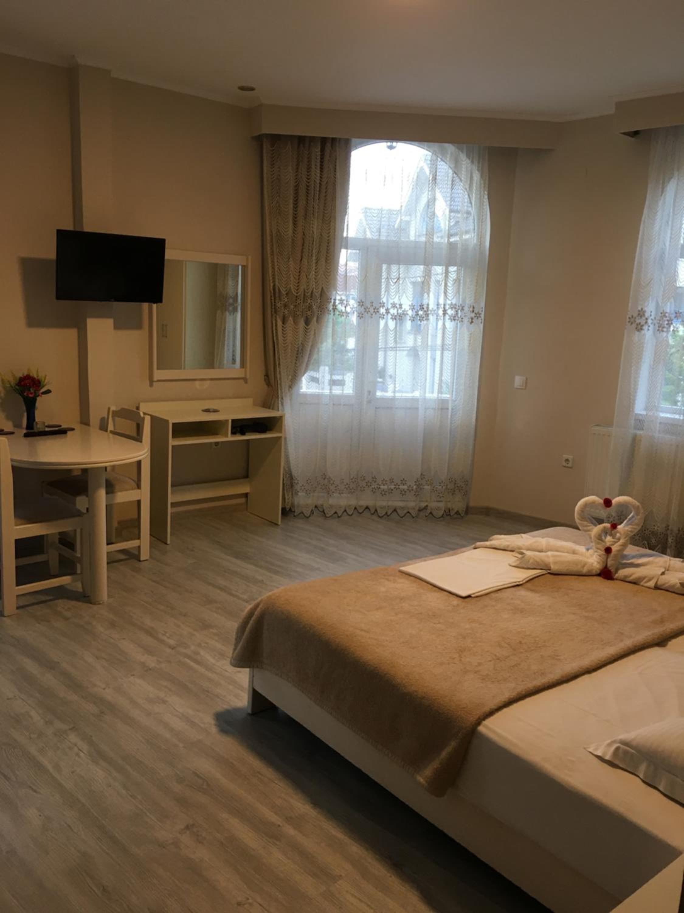 Deluxe Double Room photo 3