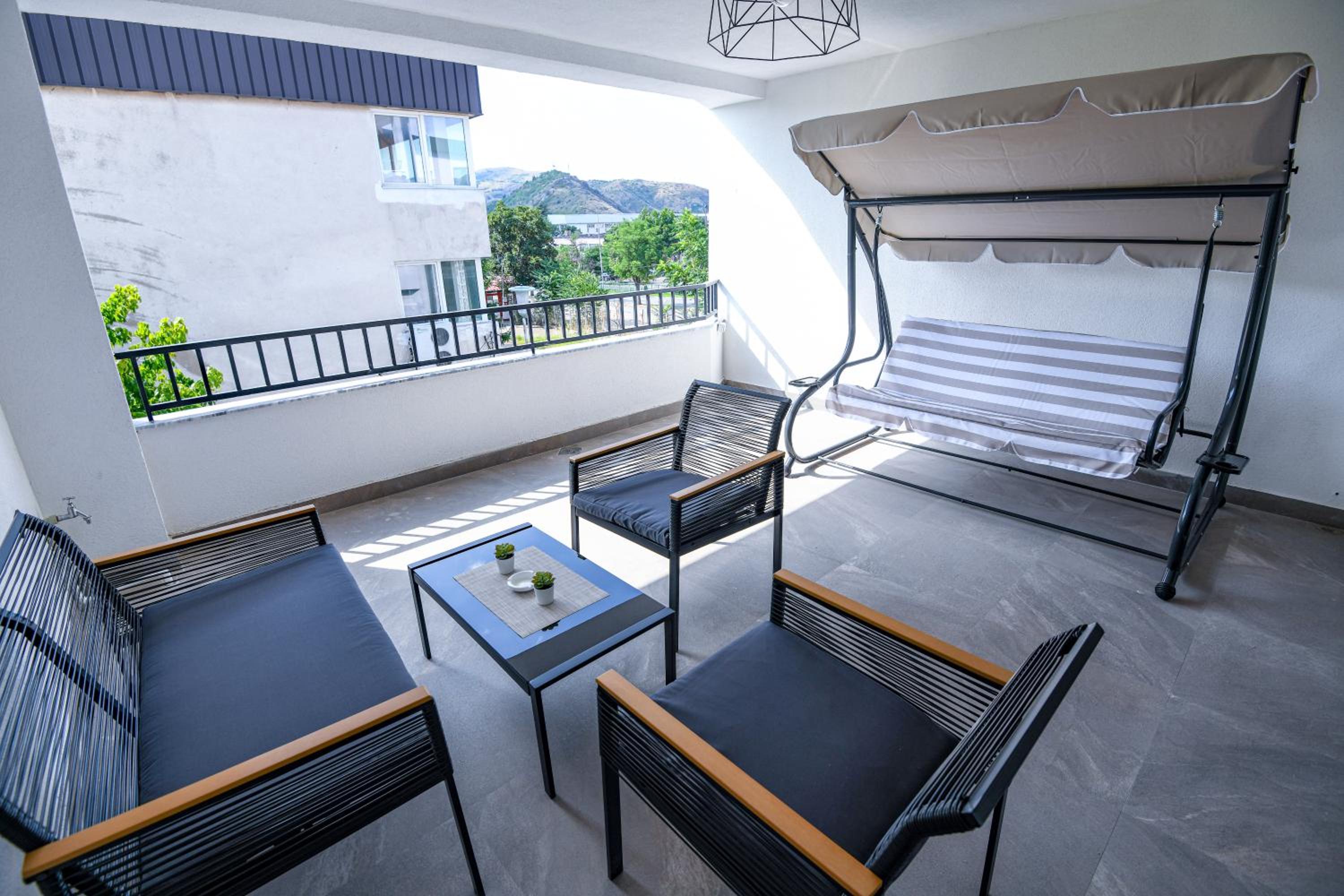 Triple Room with Private Bathroom photo 3