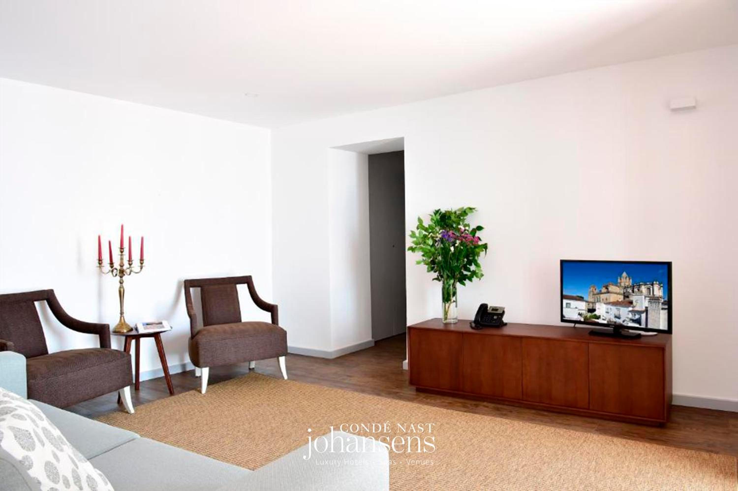 Charming Suite - Photo 2