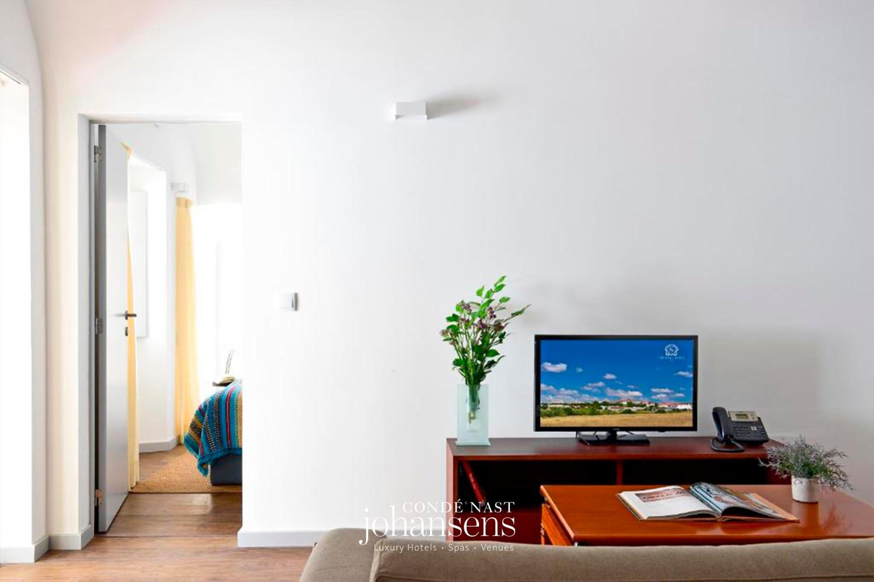 Charming Suite - Photo 6
